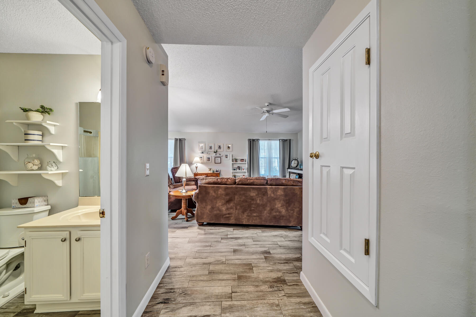 VALPARAISO PINECREST 6 - Residential