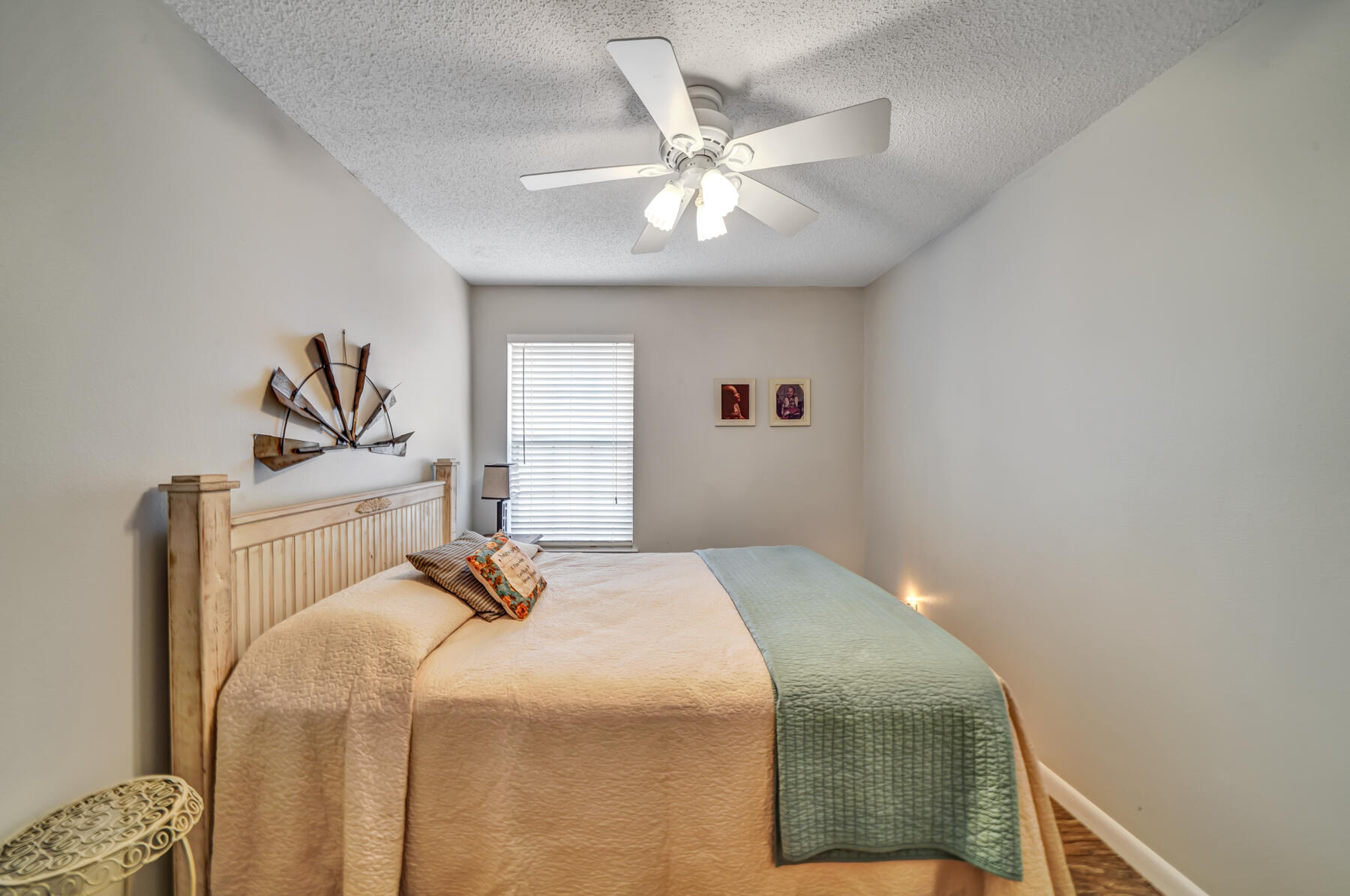 VALPARAISO PINECREST 6 - Residential