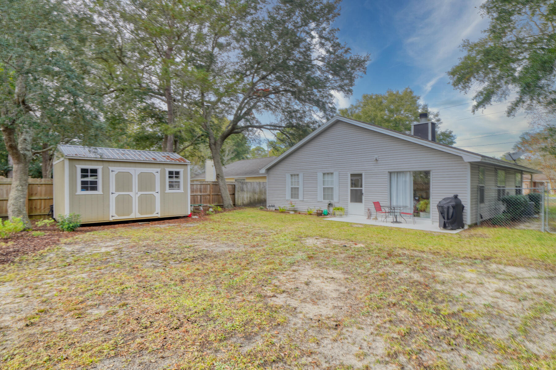 VALPARAISO PINECREST 6 - Residential