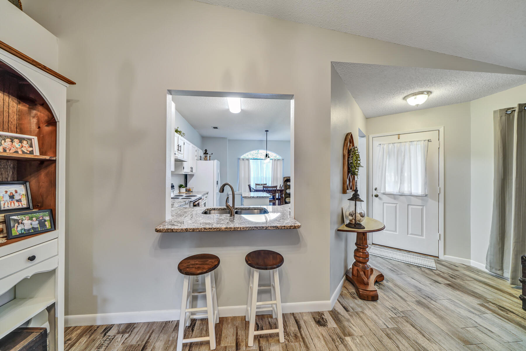 VALPARAISO PINECREST 6 - Residential