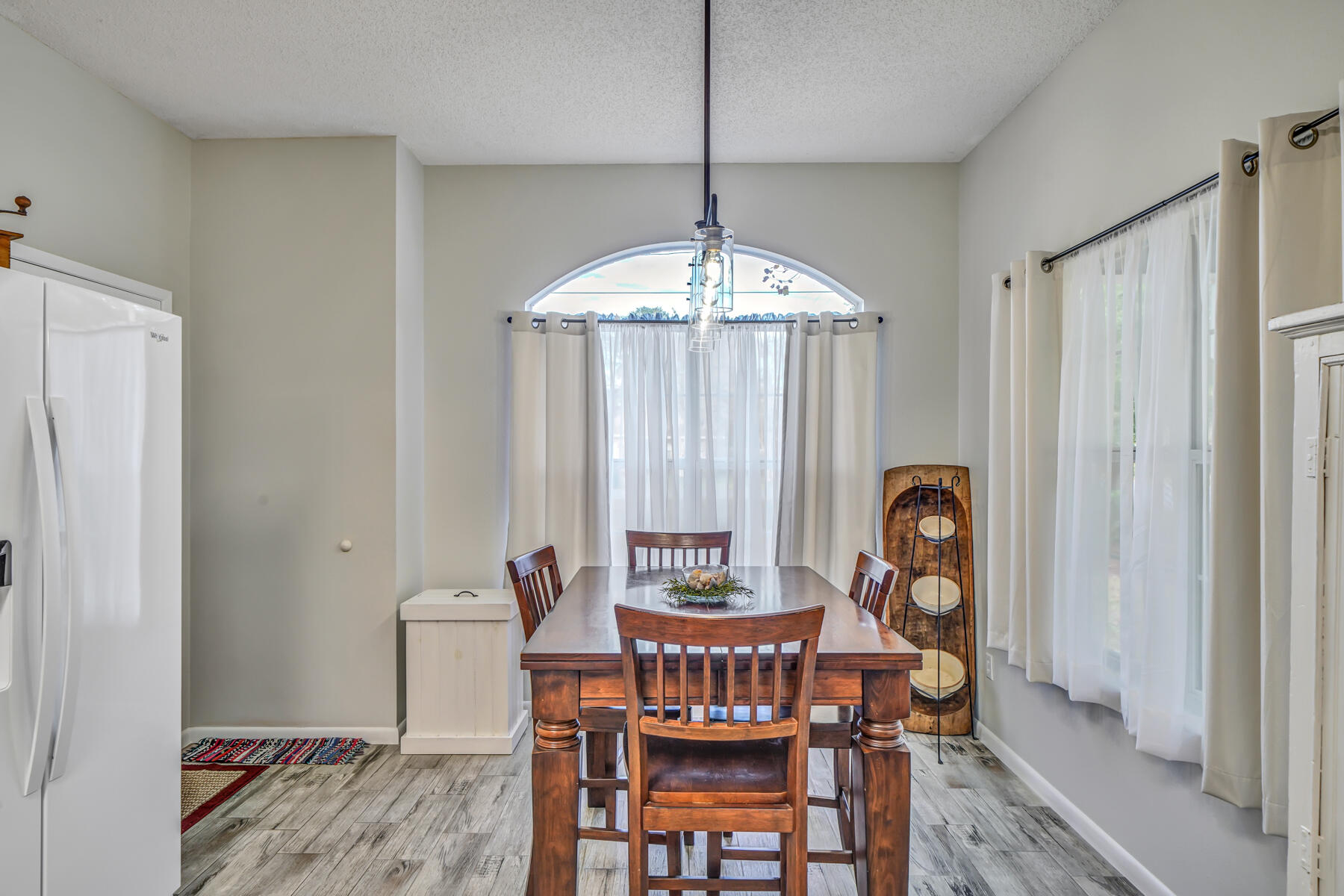 VALPARAISO PINECREST 6 - Residential