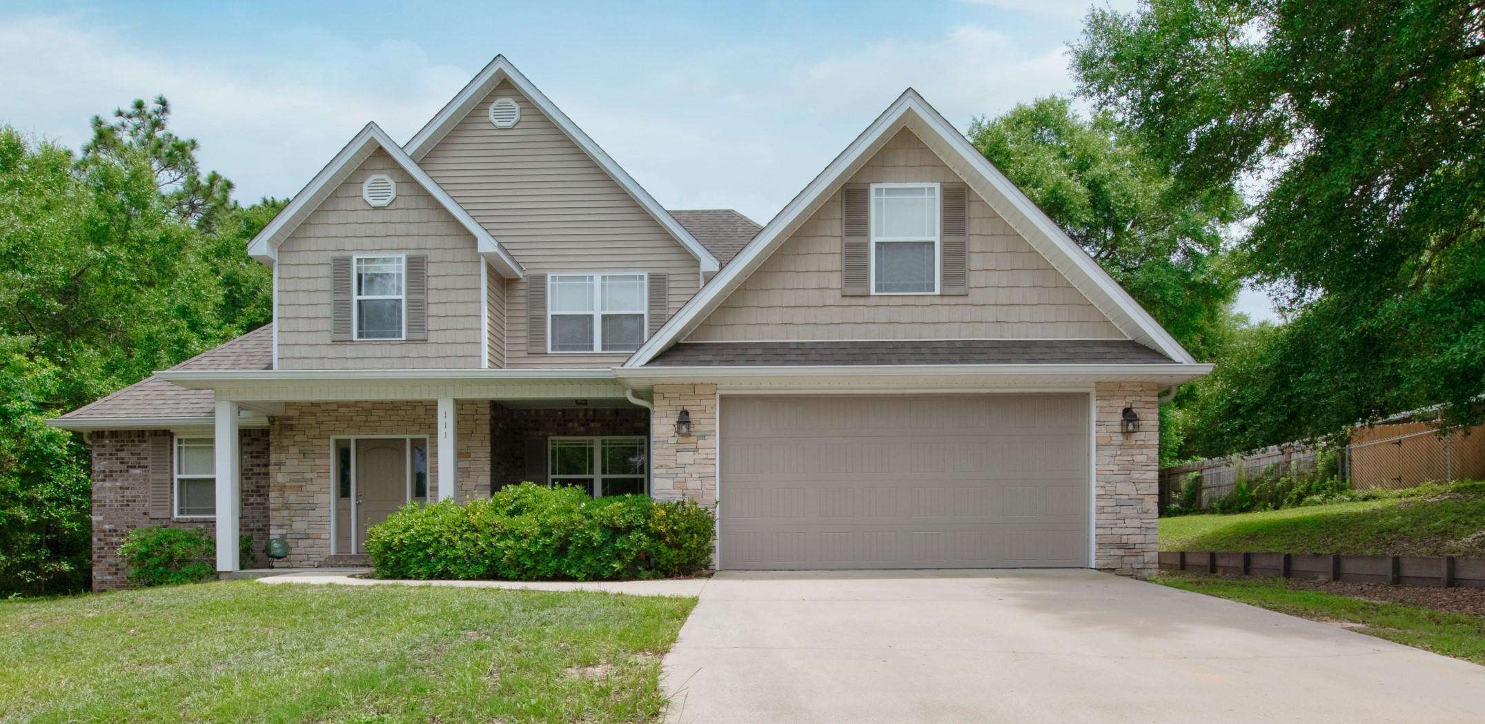 FOXWOOD ESTATES 1 - Residential