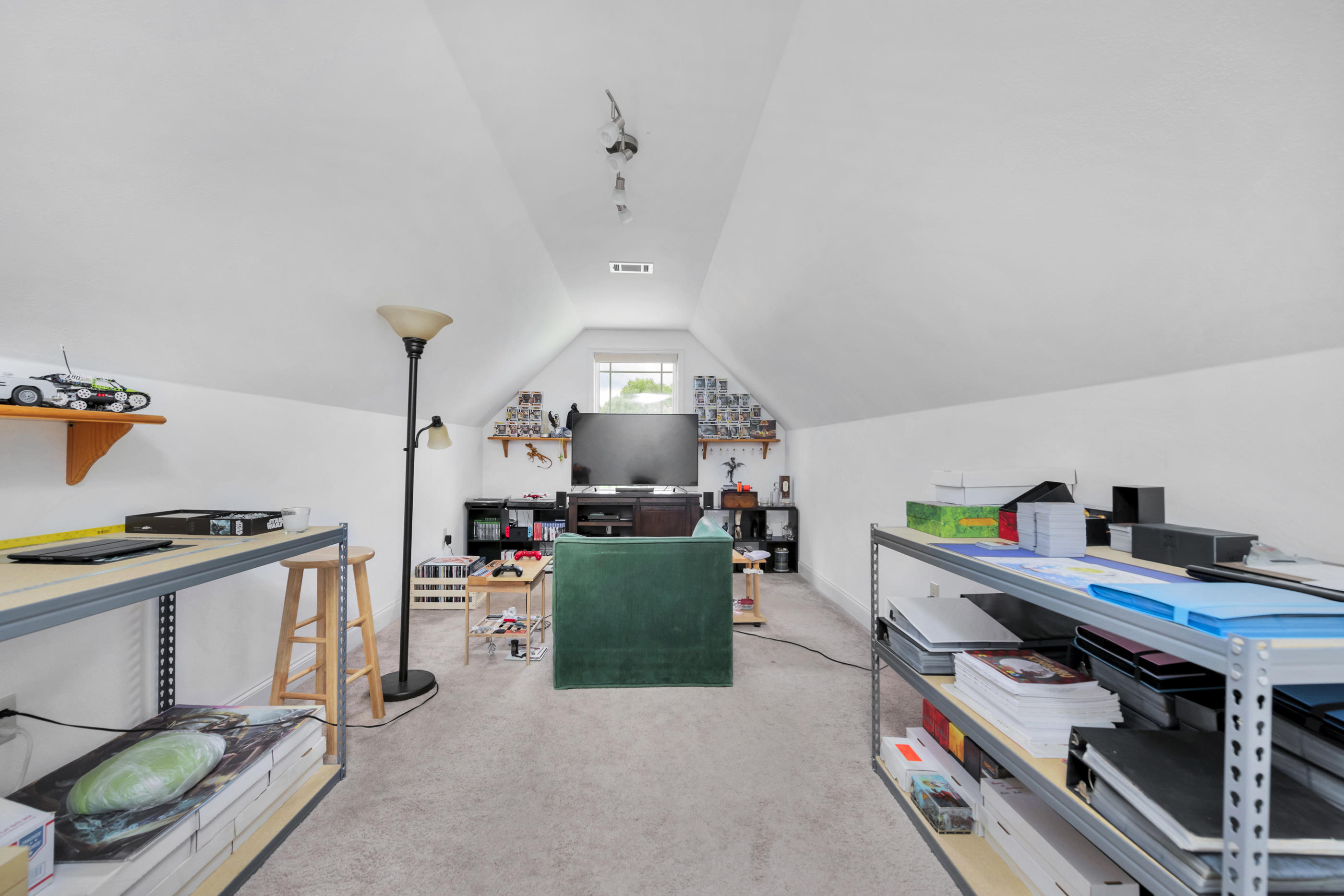 FOXWOOD ESTATES 1 - Residential