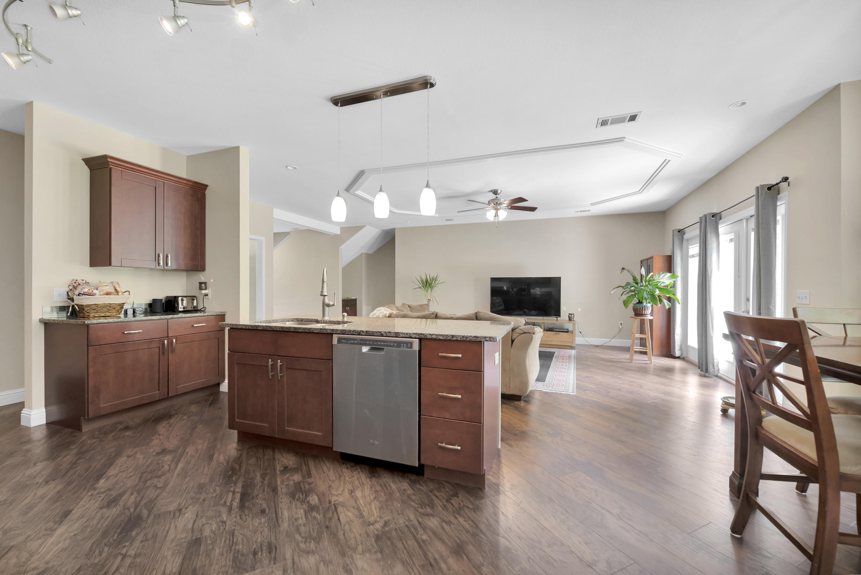 FOXWOOD ESTATES 1 - Residential