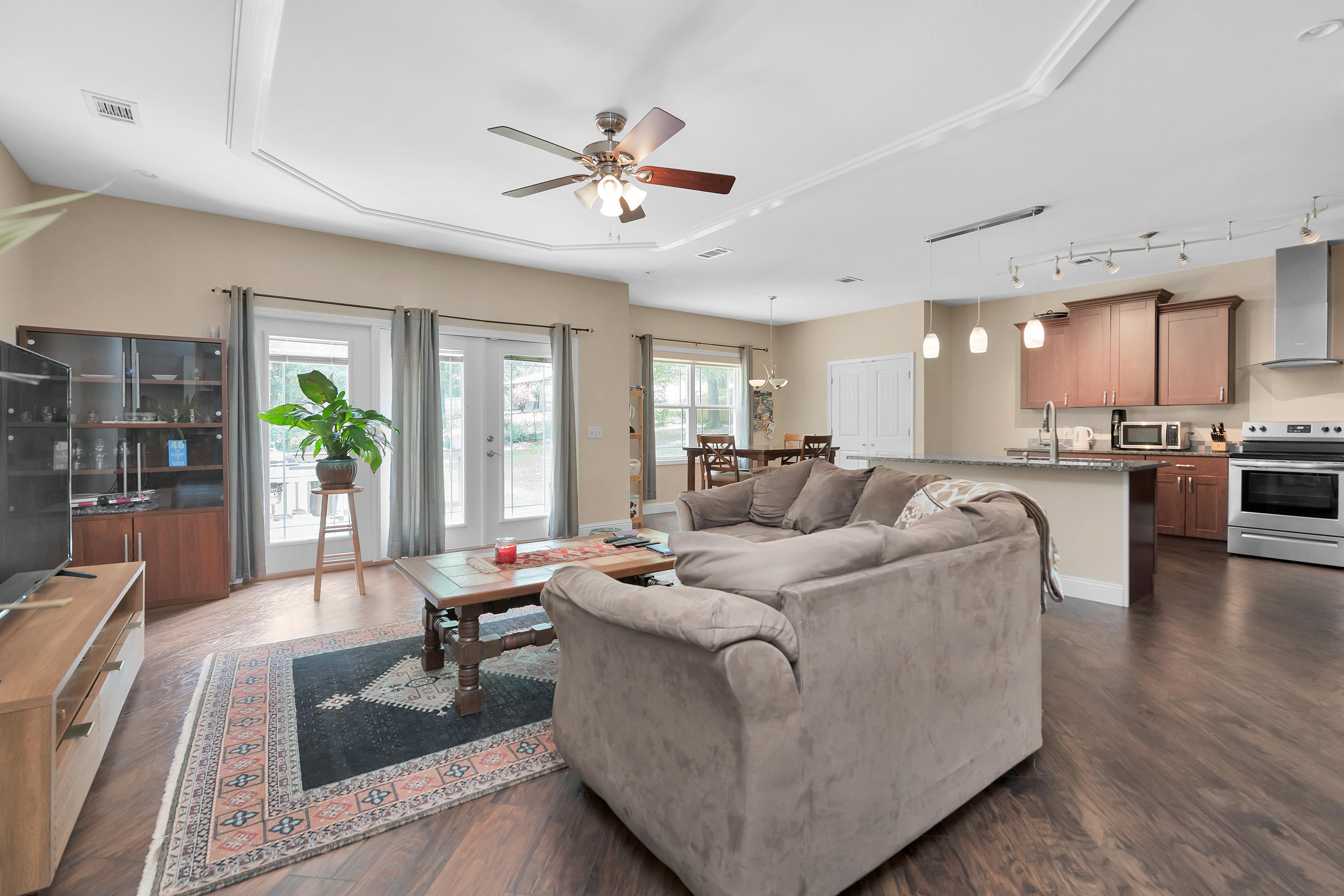 FOXWOOD ESTATES 1 - Residential