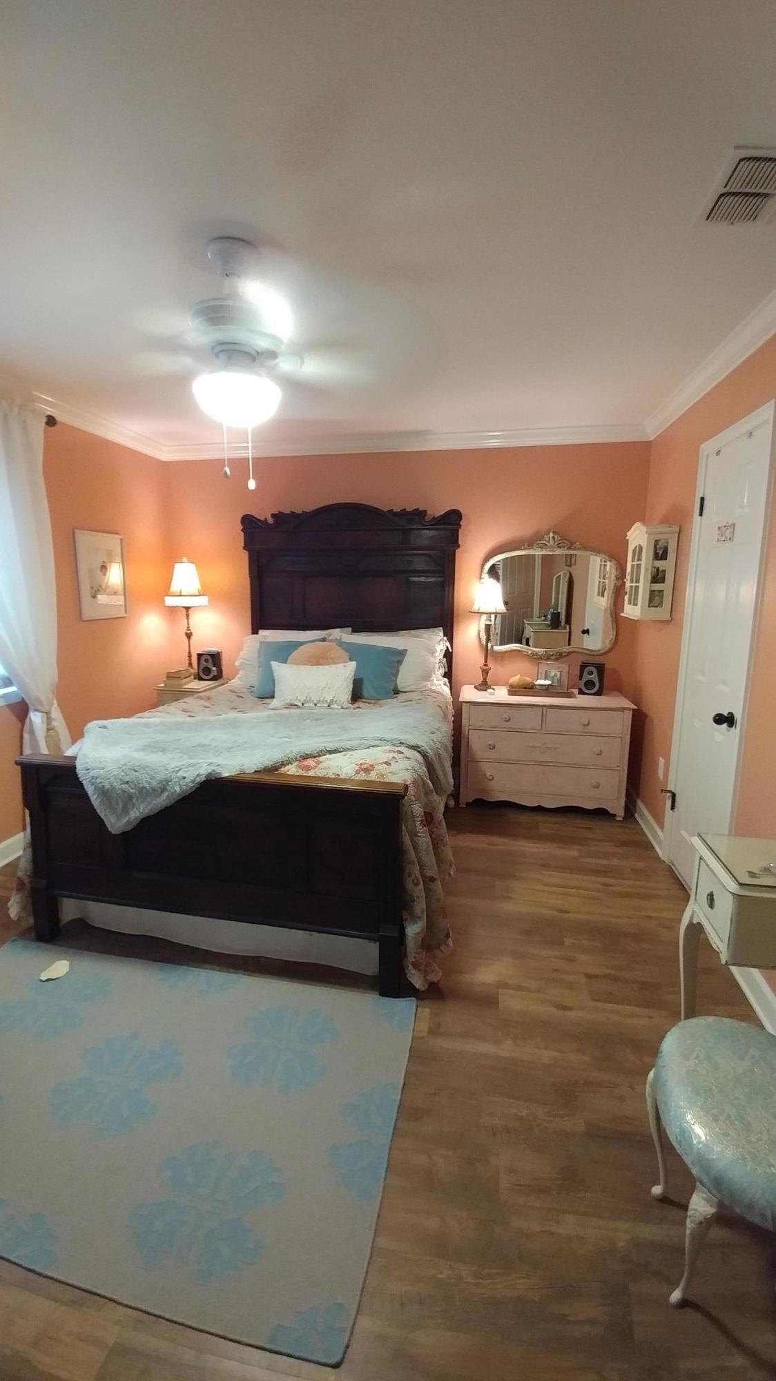 SUNSET STRIP - Residential