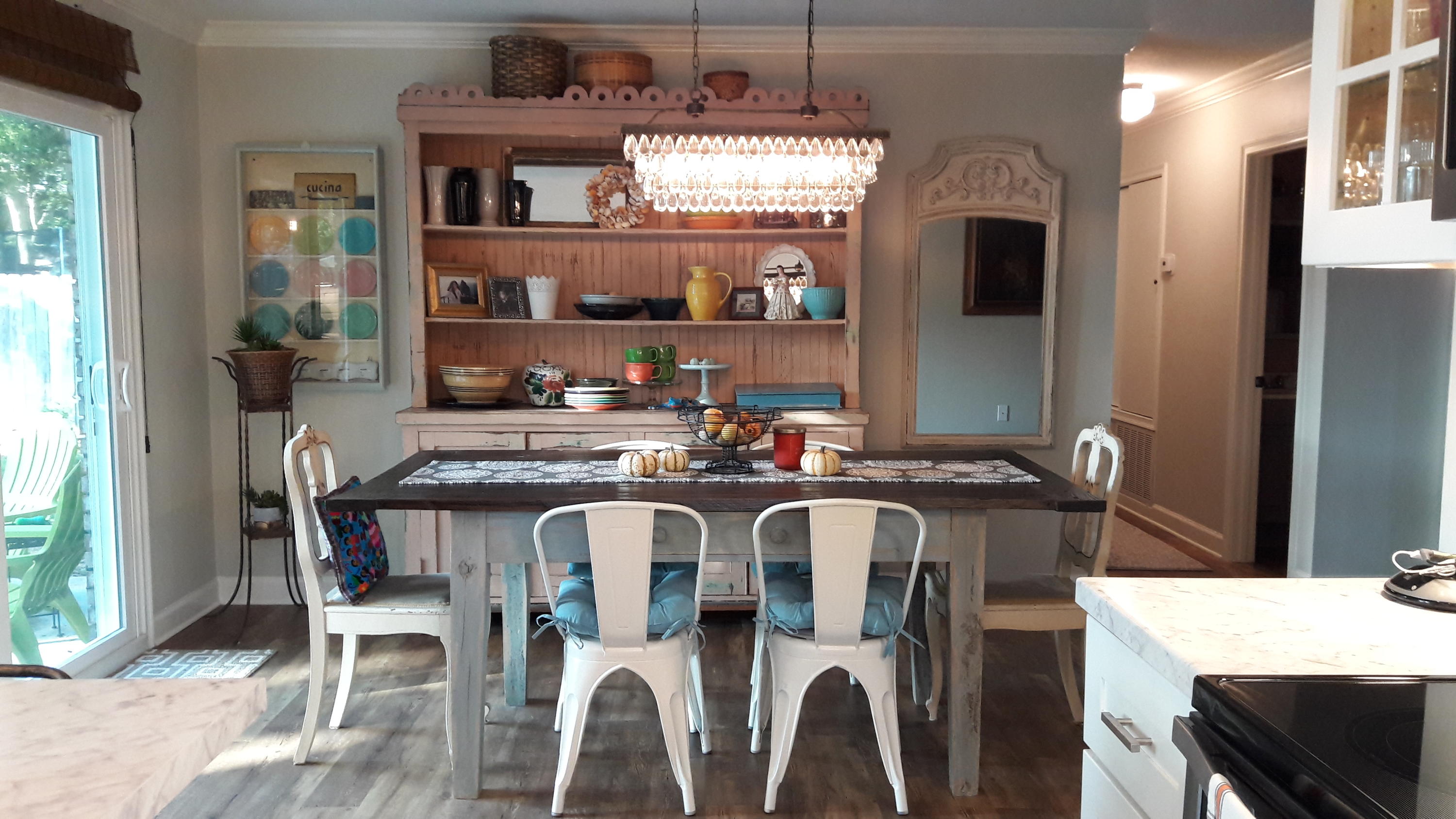 SUNSET STRIP - Residential