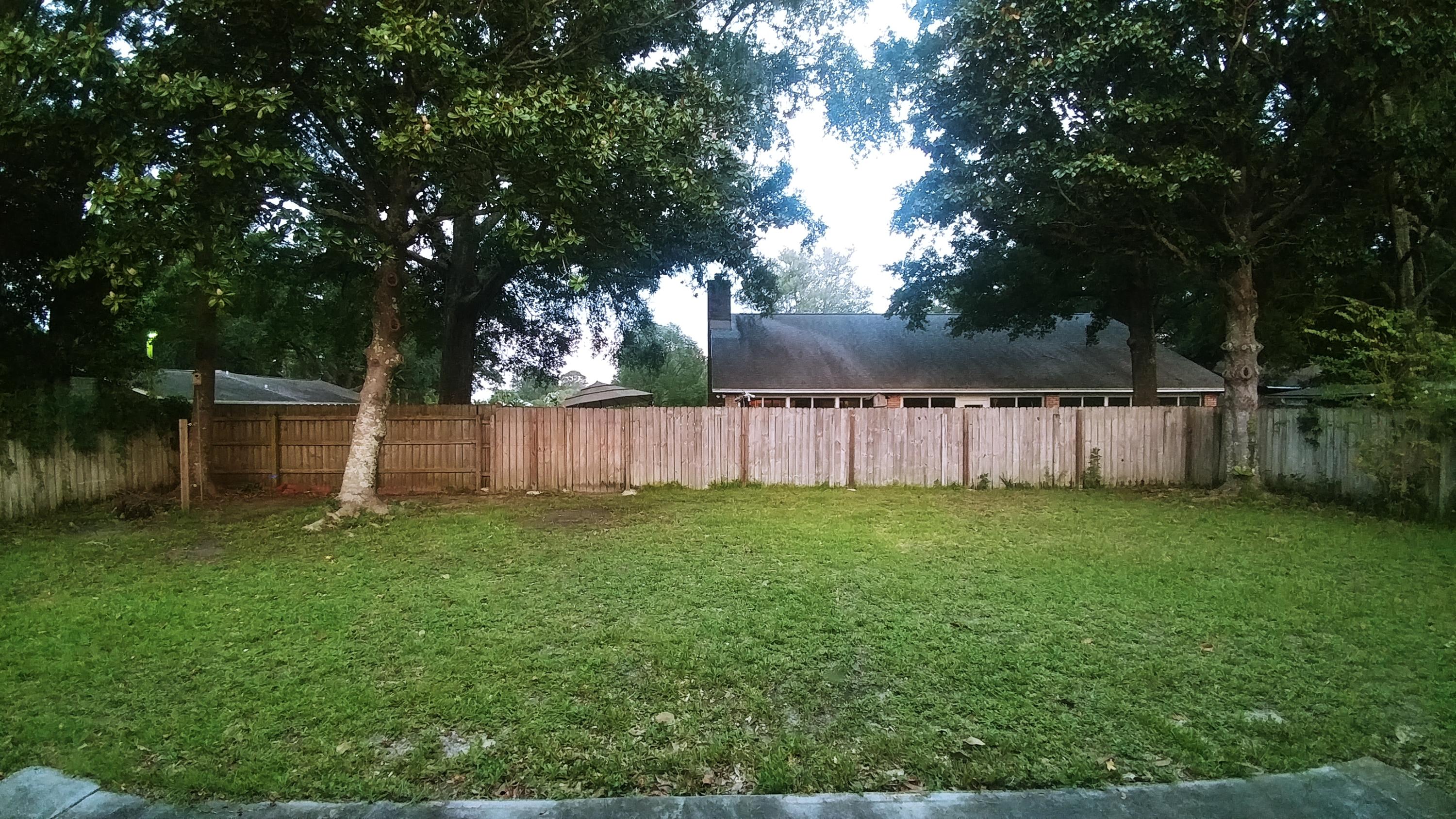 SUNSET STRIP - Residential