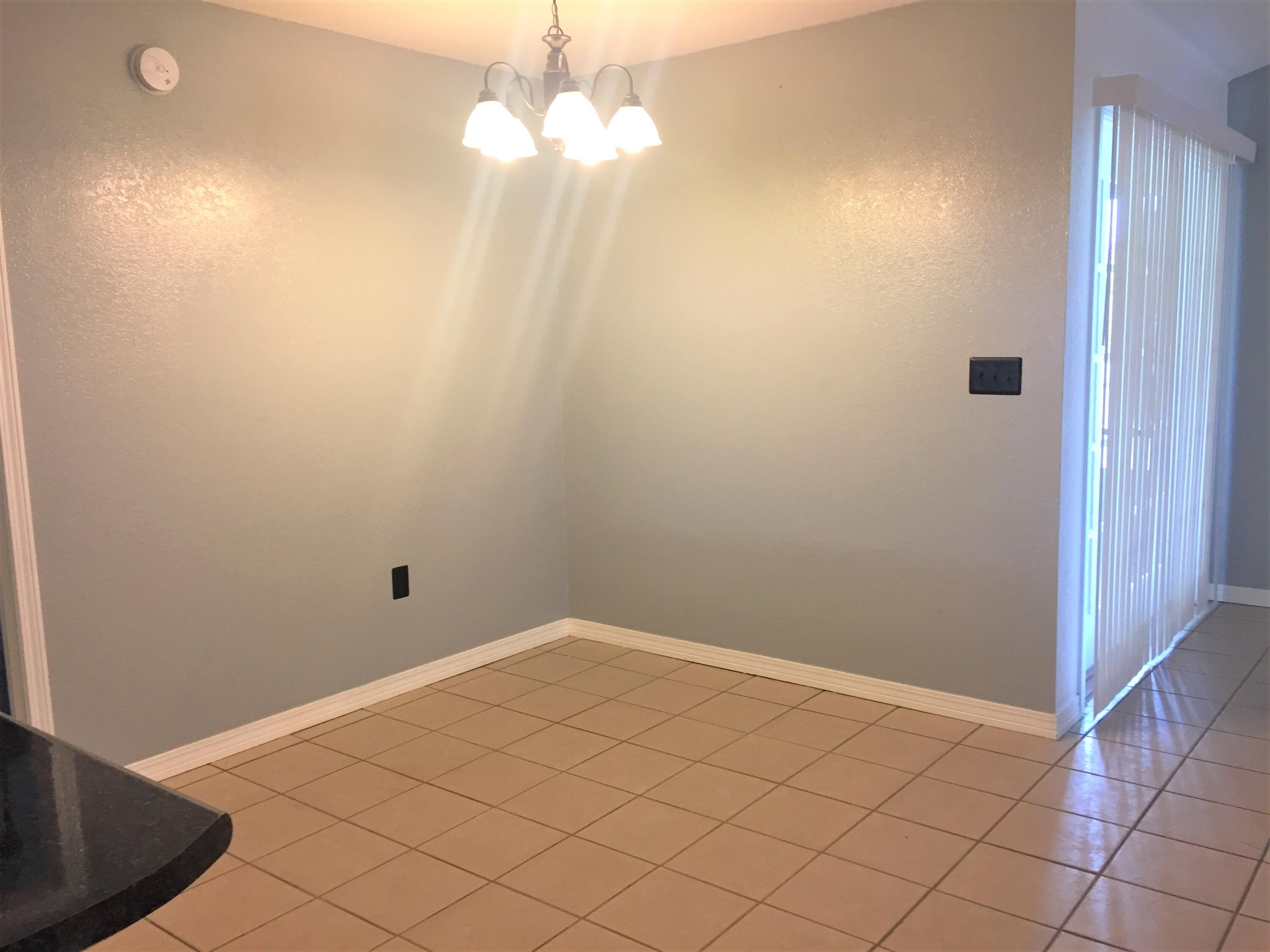 COUNTRYVIEW ESTATES 1ST ADDN - Residential Lease