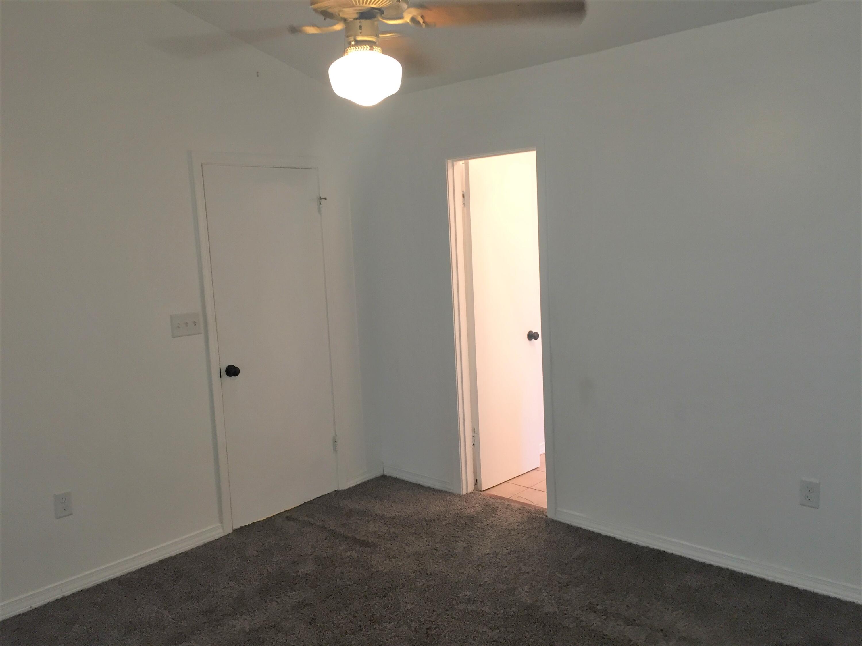 COUNTRYVIEW ESTATES 1ST ADDN - Residential Lease