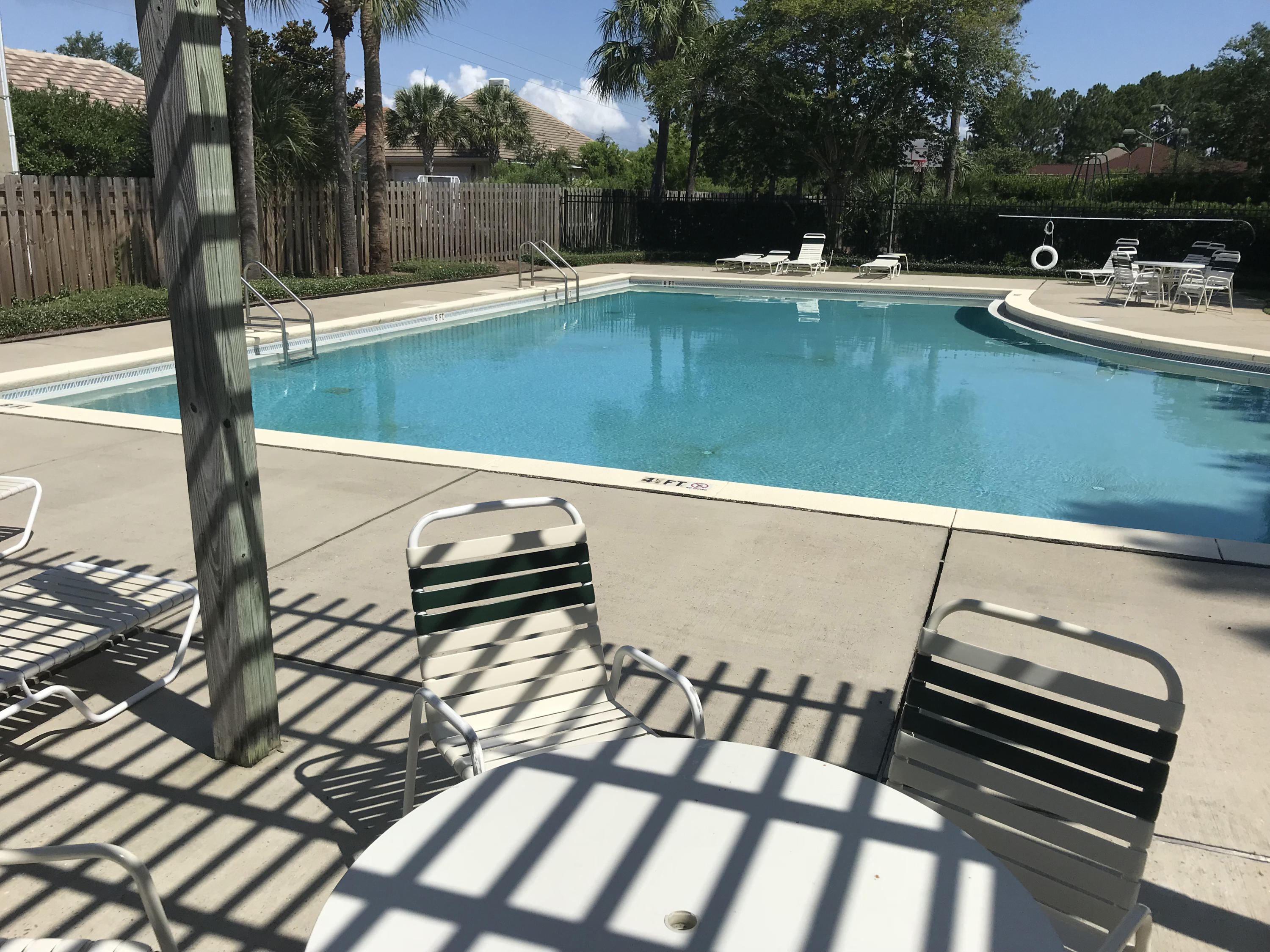 EMERALD LAKES PH 1 - Residential