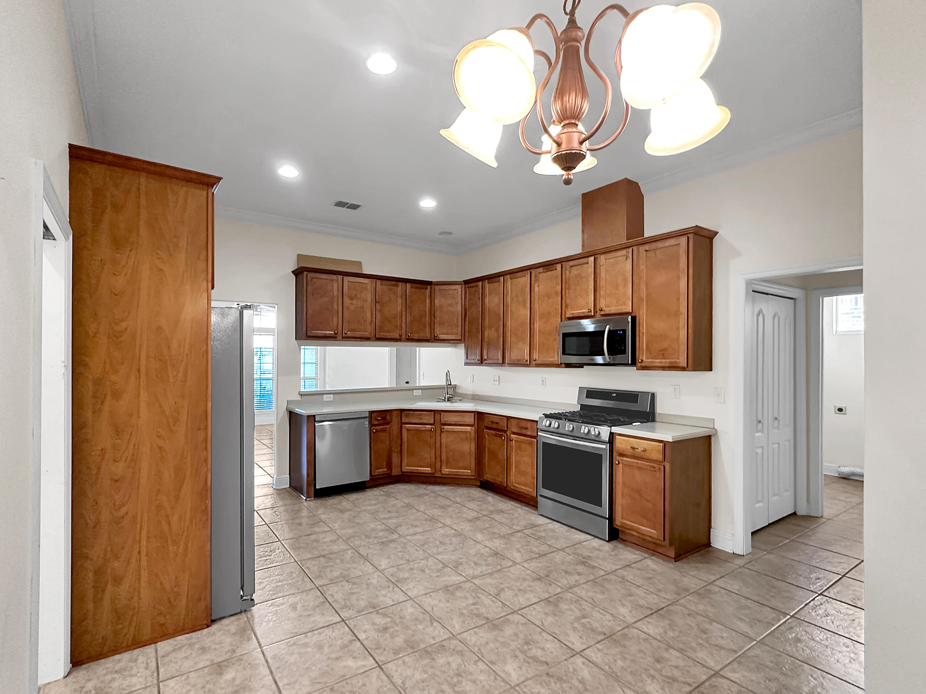 NEWPORT S/D - Residential