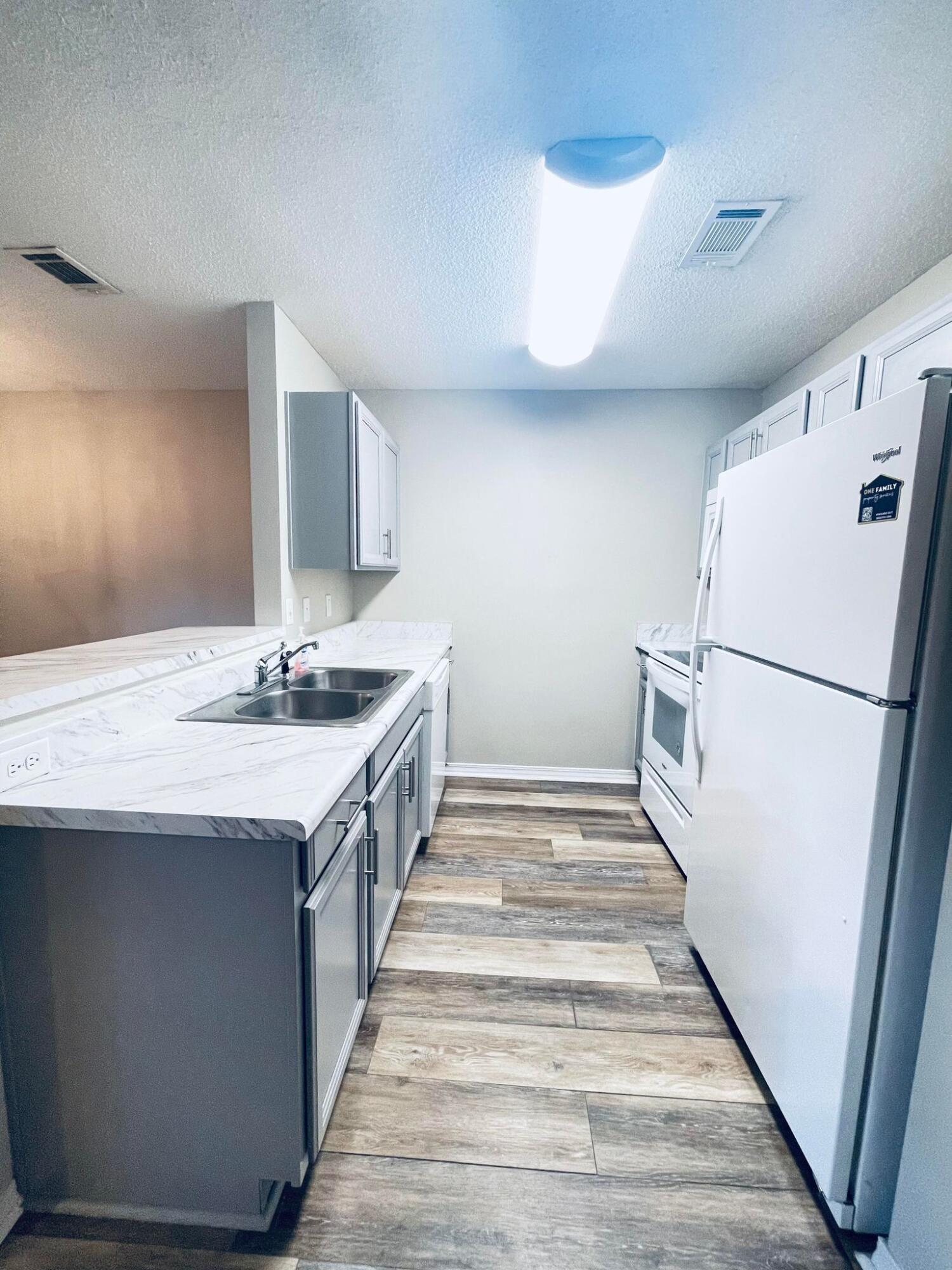 WATREE GARDENS - Residential Lease