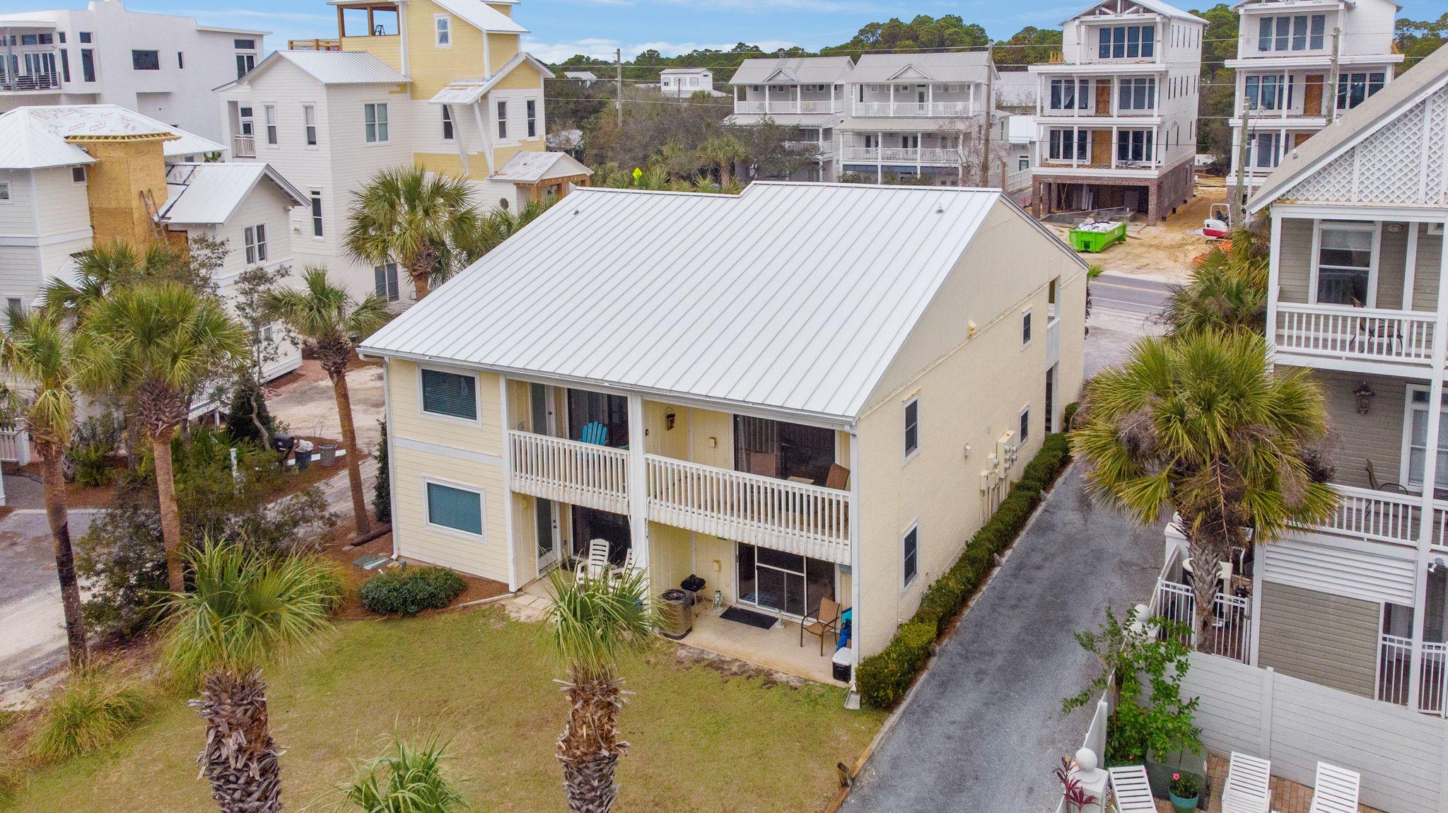 BEACONS CONDO THE - Residential