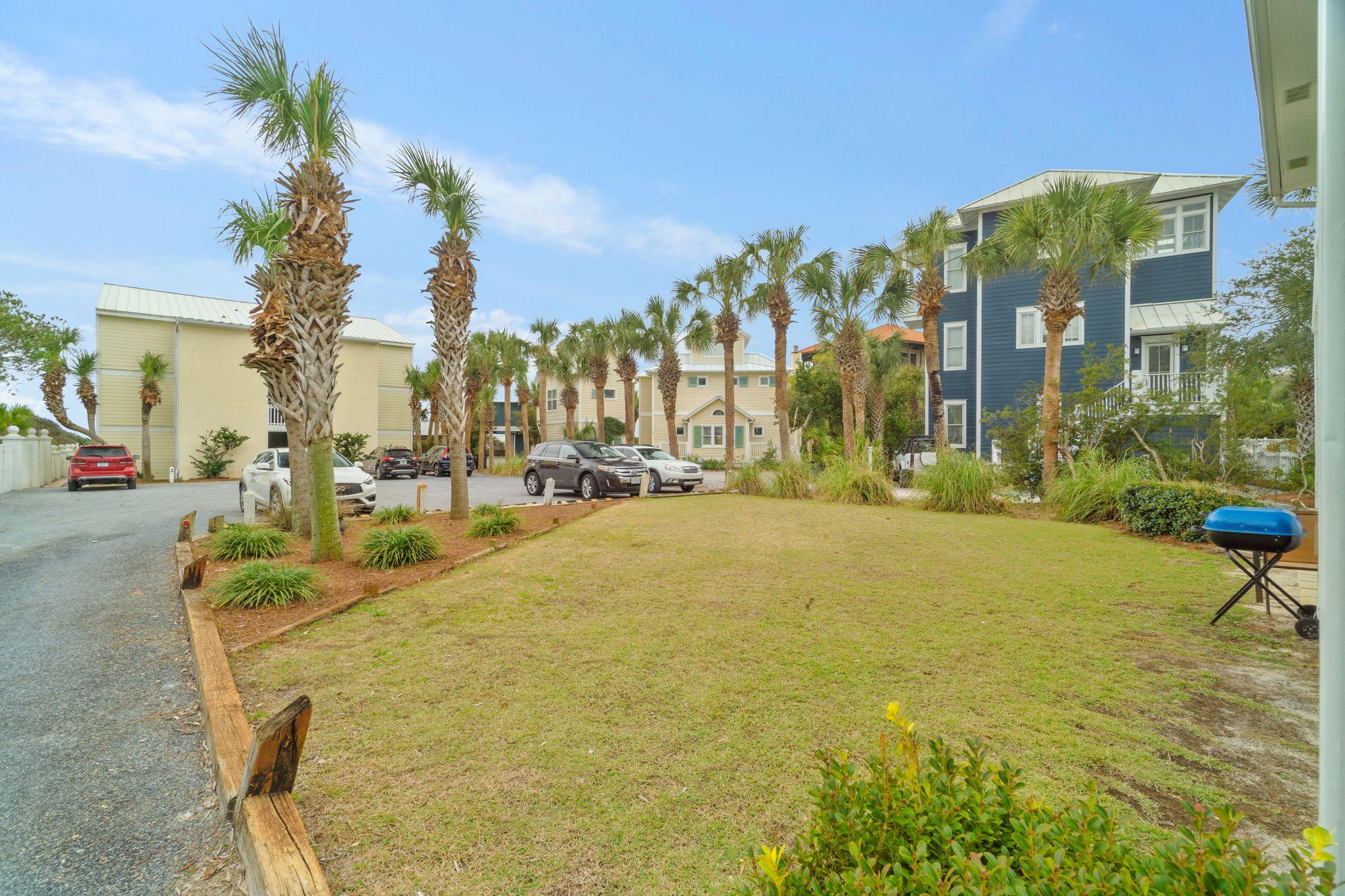 BEACONS CONDO THE - Residential