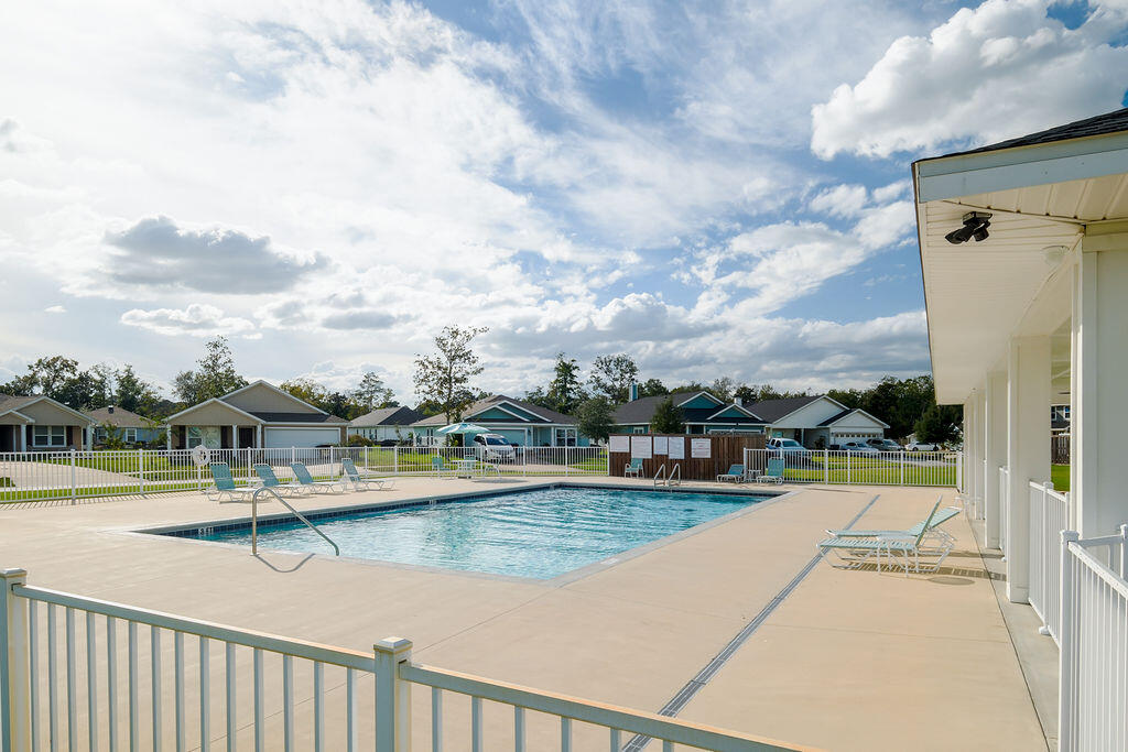 RIVERWALK PH I - Residential