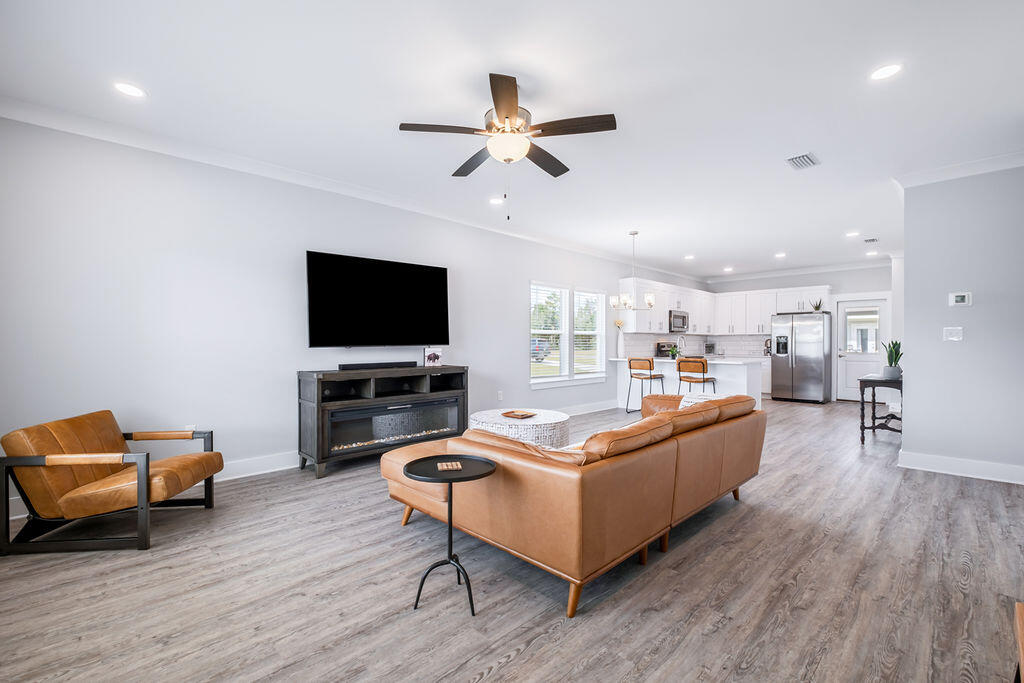 RIVERWALK PH I - Residential