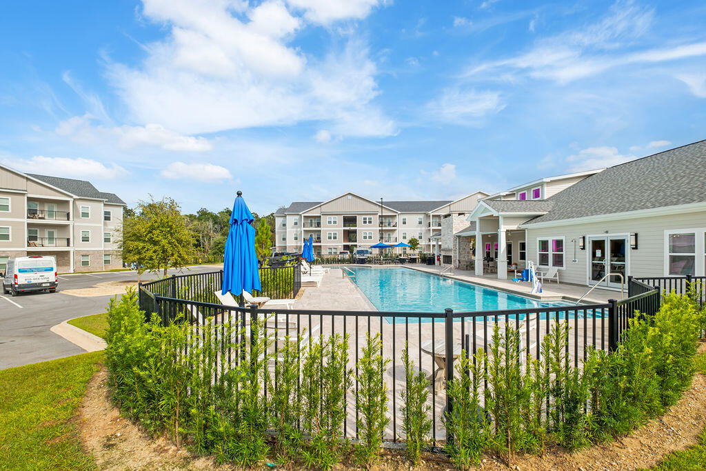 RIVERWALK PH I - Residential