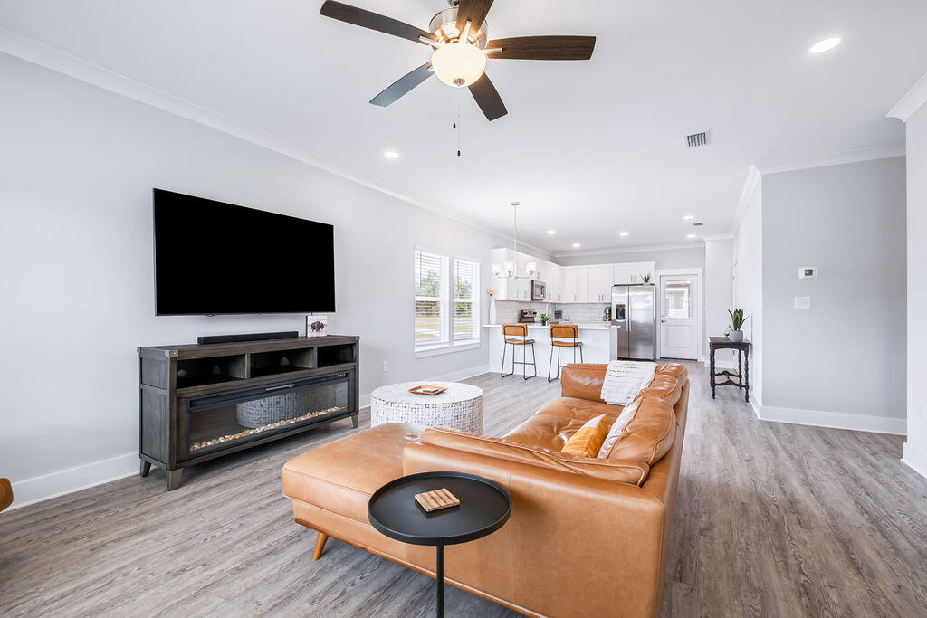 RIVERWALK PH I - Residential