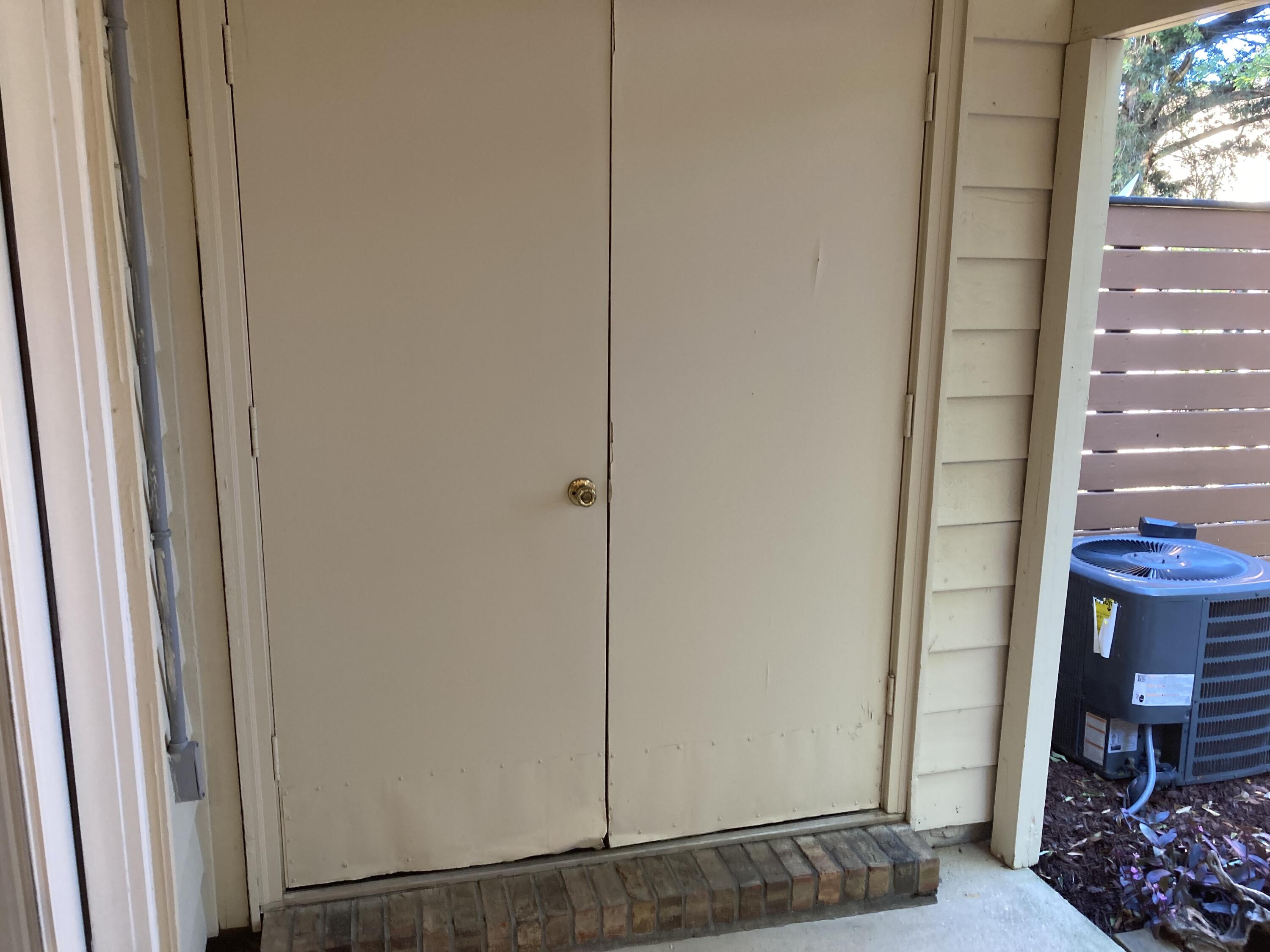 MONTAGE MANOR - Residential