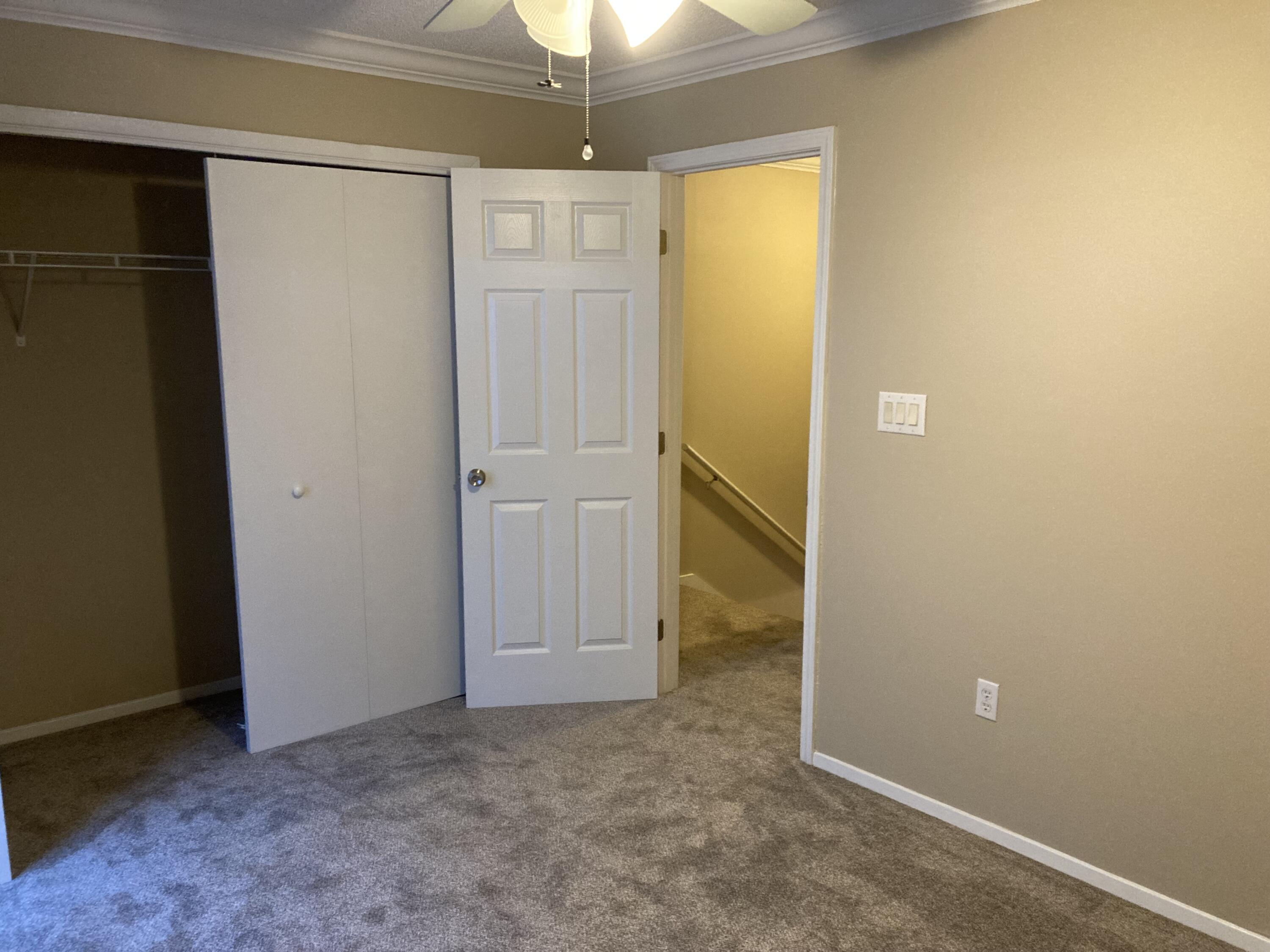 MONTAGE MANOR - Residential