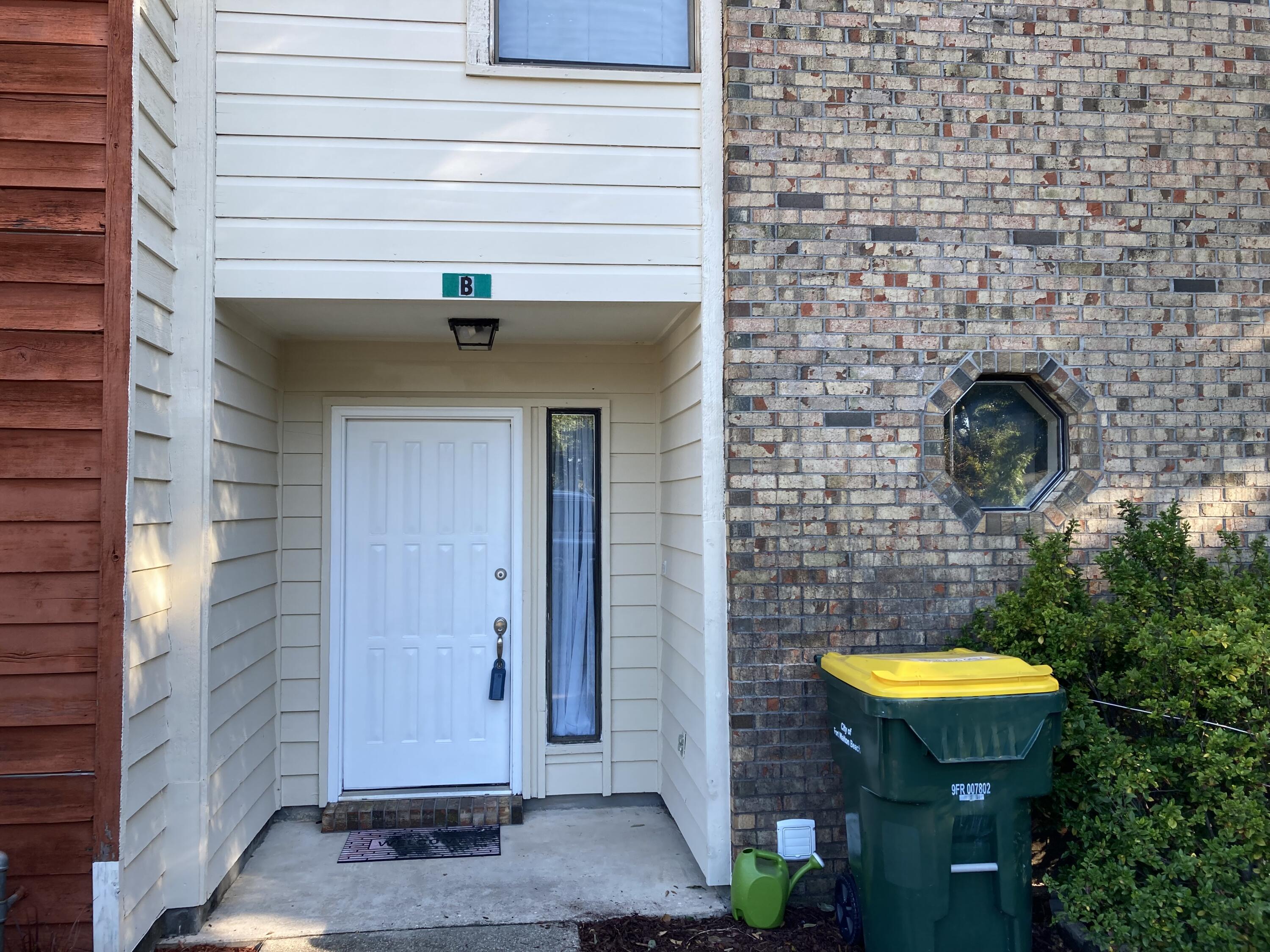 MONTAGE MANOR - Residential