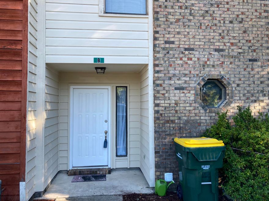 Fresh Paint, New Carpet and MOVE IN READY! Roof in 2020, HVAC in 2018, Water Heater in 2016.  This townhome has been cleaned up and freshened up (new kitchen sink and Garbage Disposal) and is READY for new owners.  The Master Bedroom has a ''Walk-Through'' closet that leads into the Bathroom.  Plenty of storage and room for enjoying the outdoors in the fenced and cared for backyard.  Conveniently located with easy access to either base, shopping, schools and the most beautiful beaches in the world.  Call and make an appointment to see your new home today.