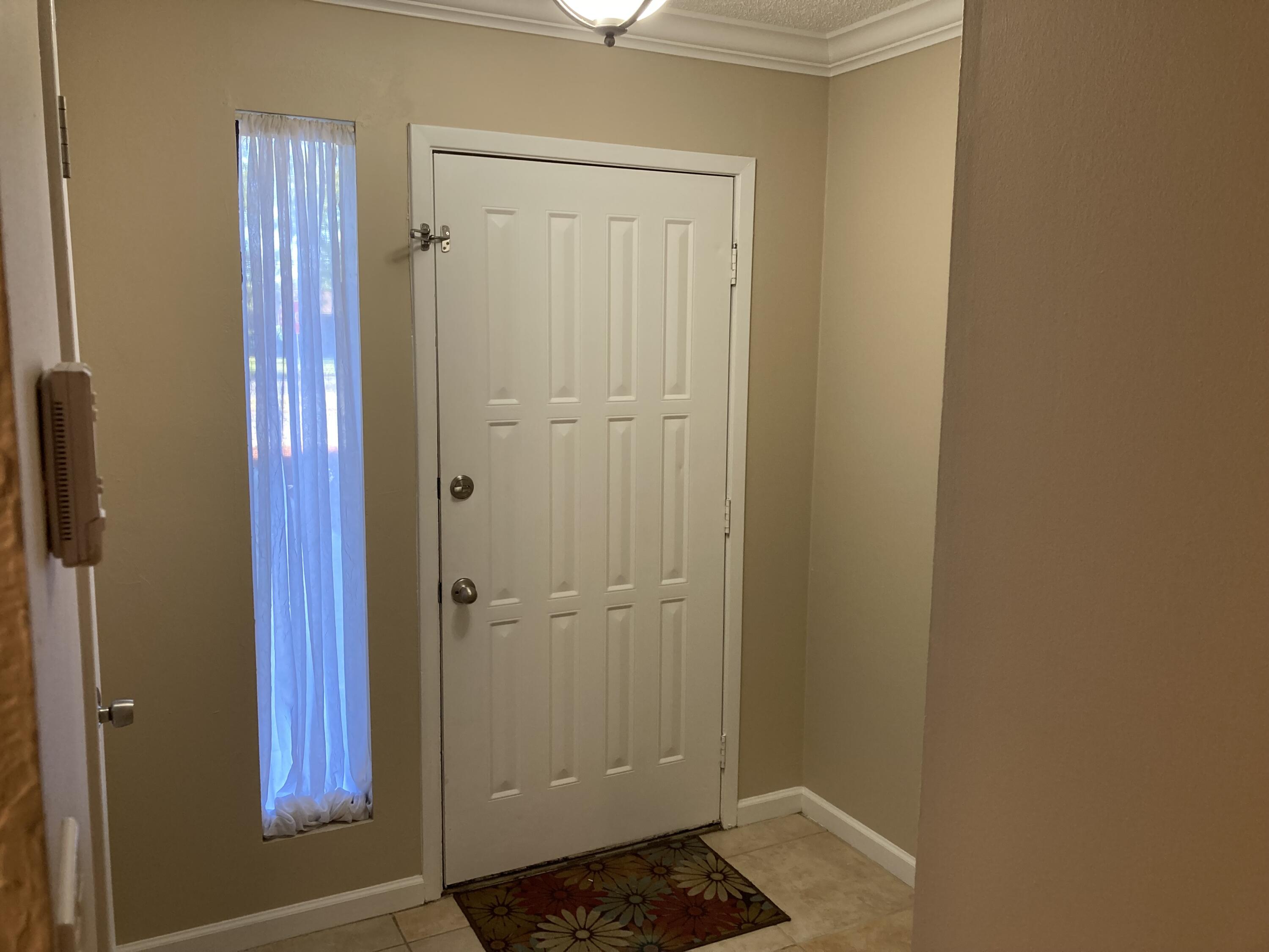 MONTAGE MANOR - Residential