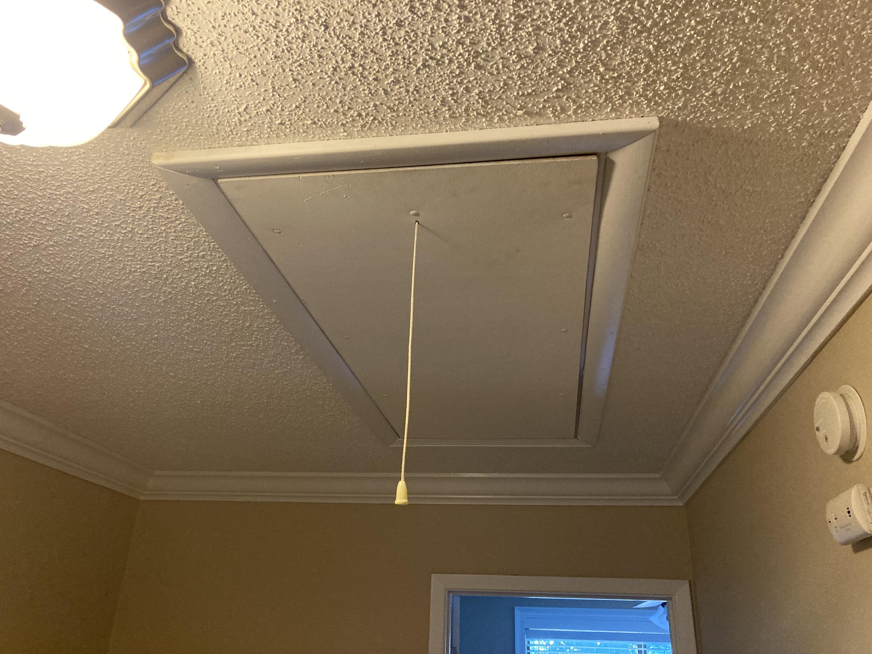 MONTAGE MANOR - Residential