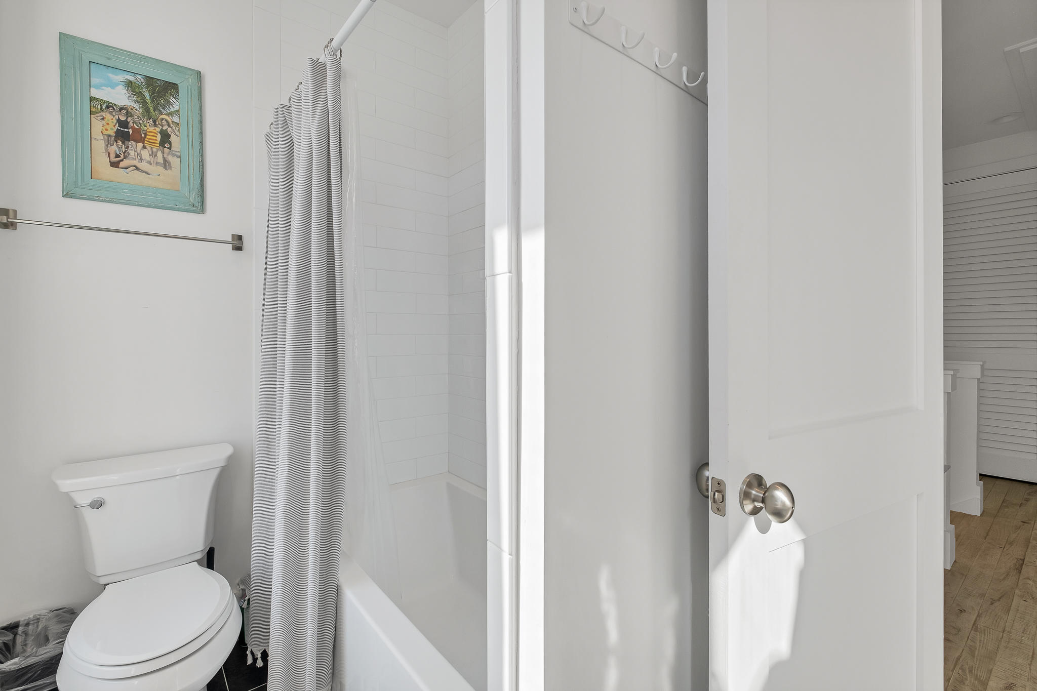 SEAGROVE VILLAGE 7TH ADD - Residential