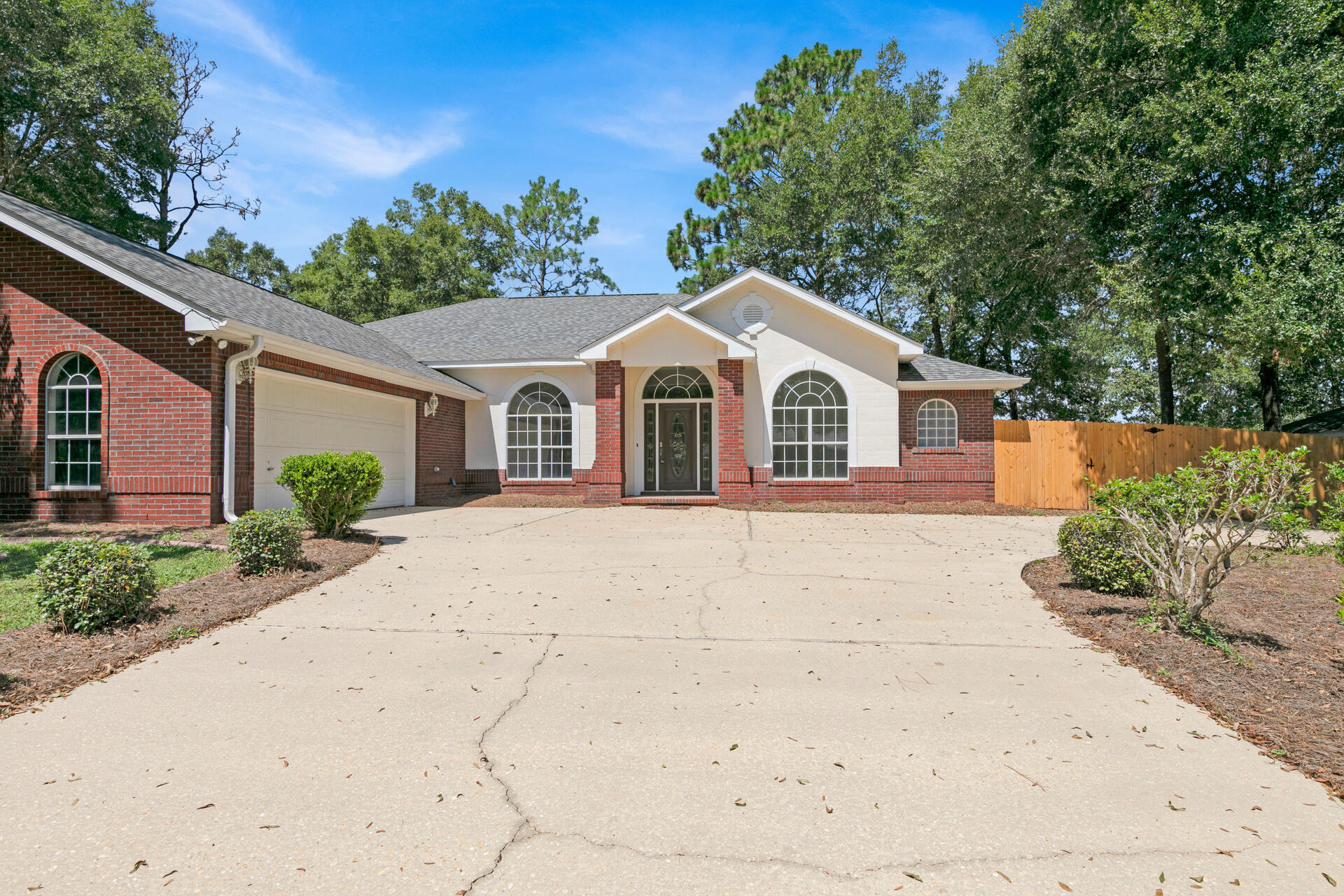 SILVER OAKS PH 1 - Residential