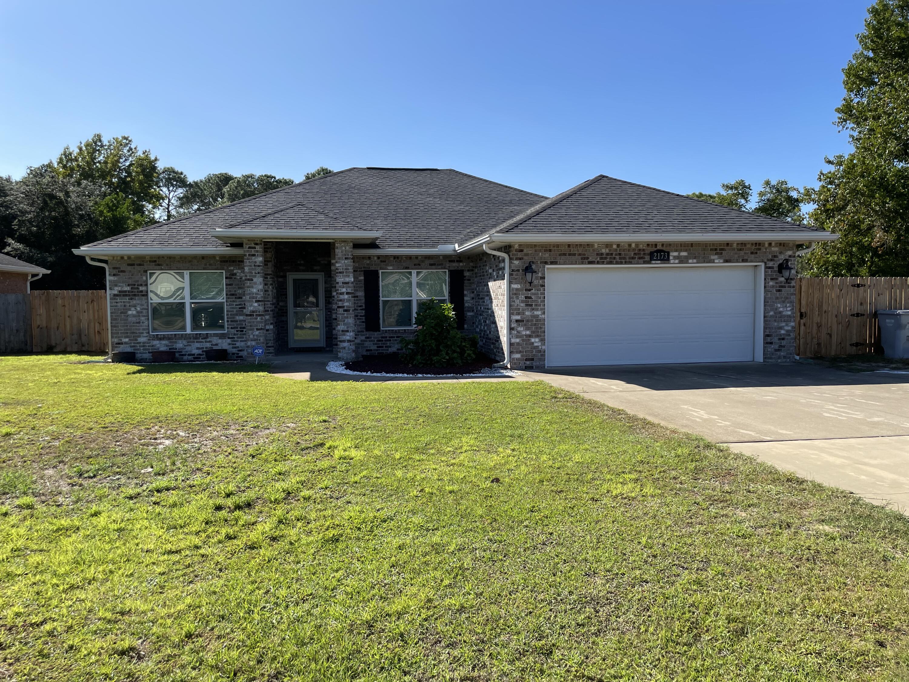 CRESCENT SHORES - Residential Lease