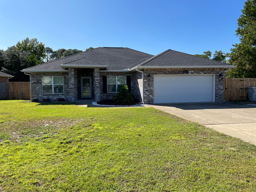 $500 discount on 1st months rent. Beautiful all brick, split floor plan is ready and waiting for you. With 9-10 foot ceilings with lace textured ceilings, crown molding, ceramic tile in living areas and hard wood floors in the bedrooms. Plenty of cabinets in the kitchen with a large pantry for storage as well. Large storage shed in the back yard that is fully fenced and a screened in porch in the back yard and to top if off a hot tub to relax at the end of the day. Call today for your personal tour = then you will want to say - where is the paperwork, I'm ready to make this my home.