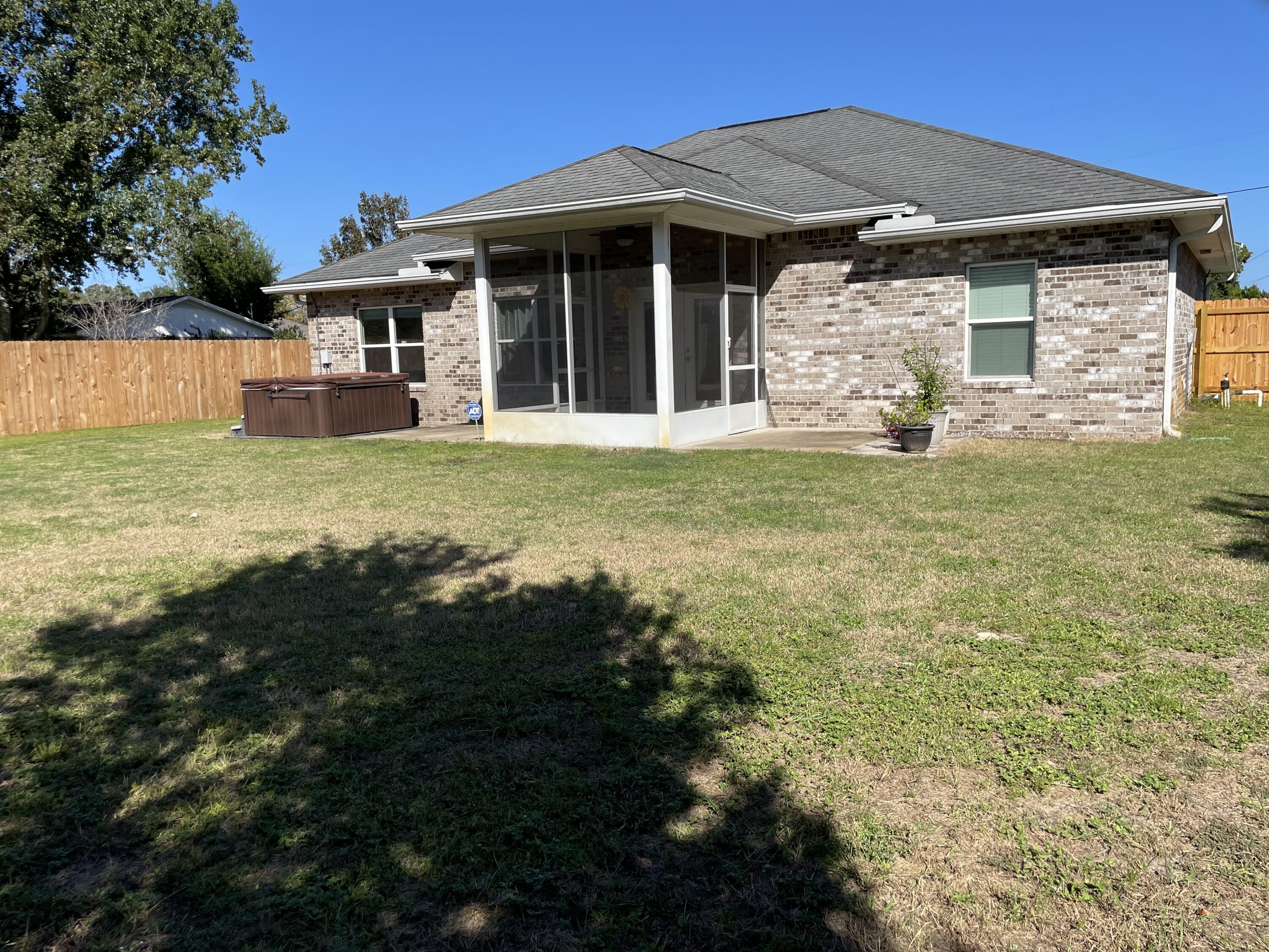 CRESCENT SHORES - Residential Lease