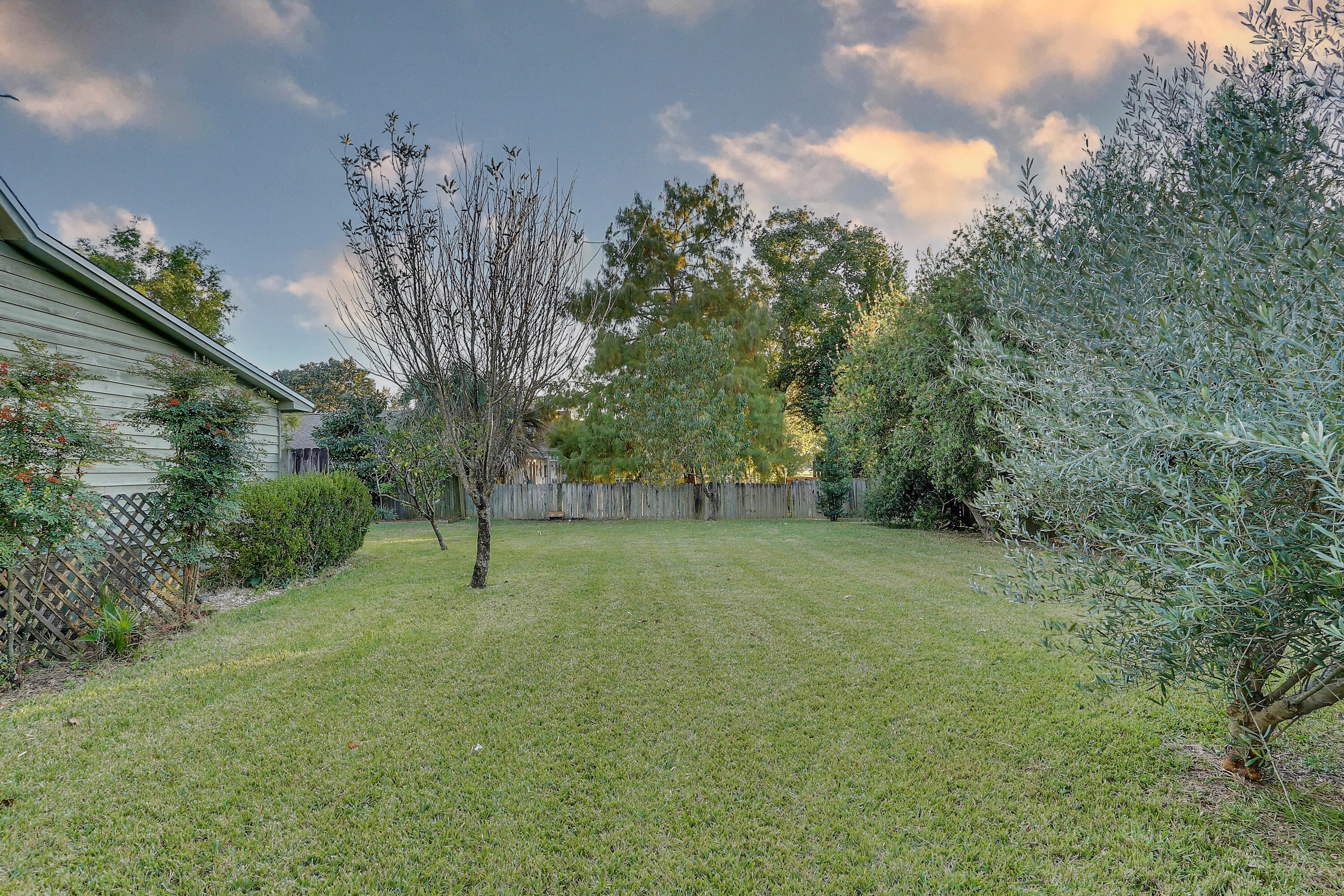 TIGER POINT VILLAGE 1 - 3 - Residential