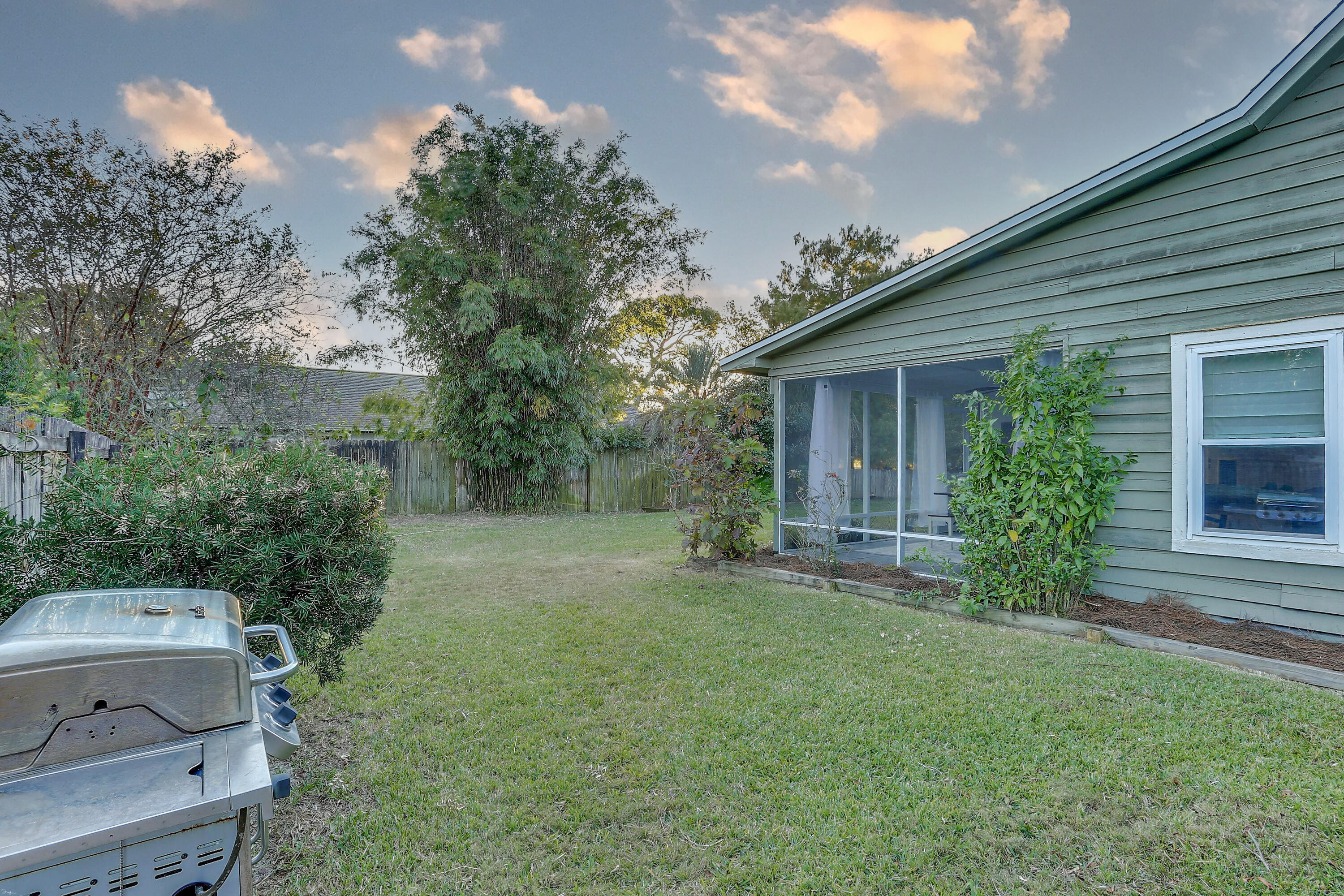 TIGER POINT VILLAGE 1 - 3 - Residential