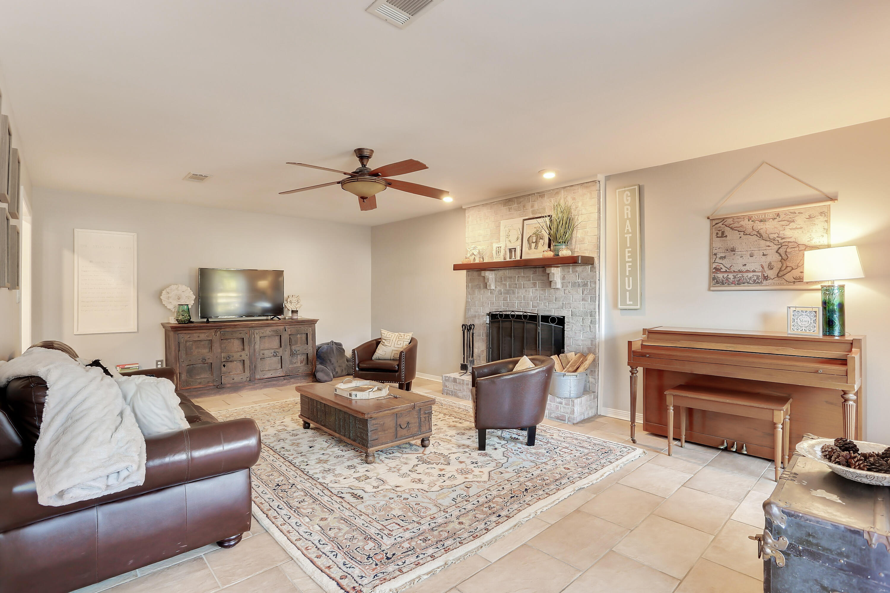 TIGER POINT VILLAGE 1 - 3 - Residential