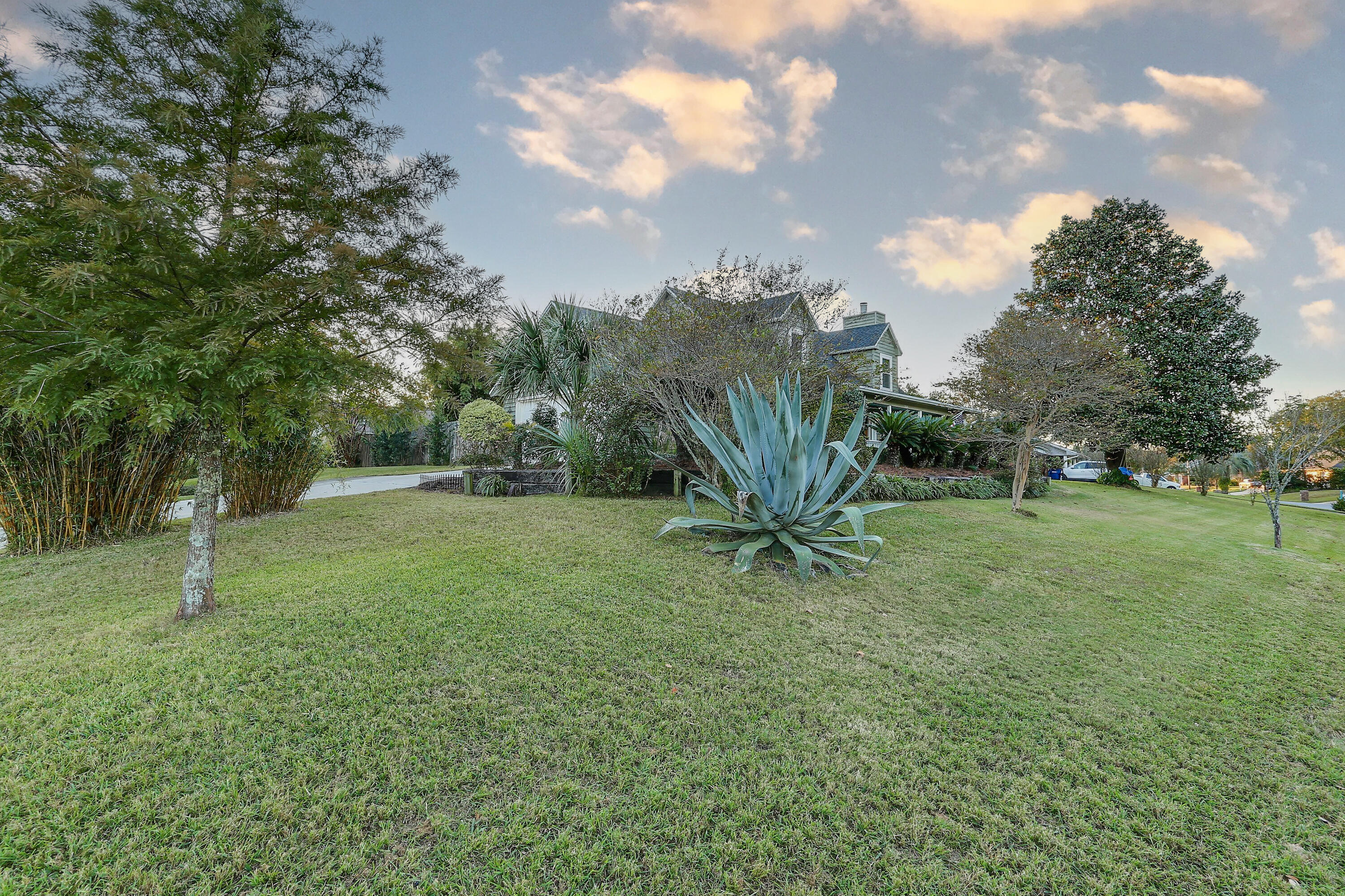 TIGER POINT VILLAGE 1 - 3 - Residential