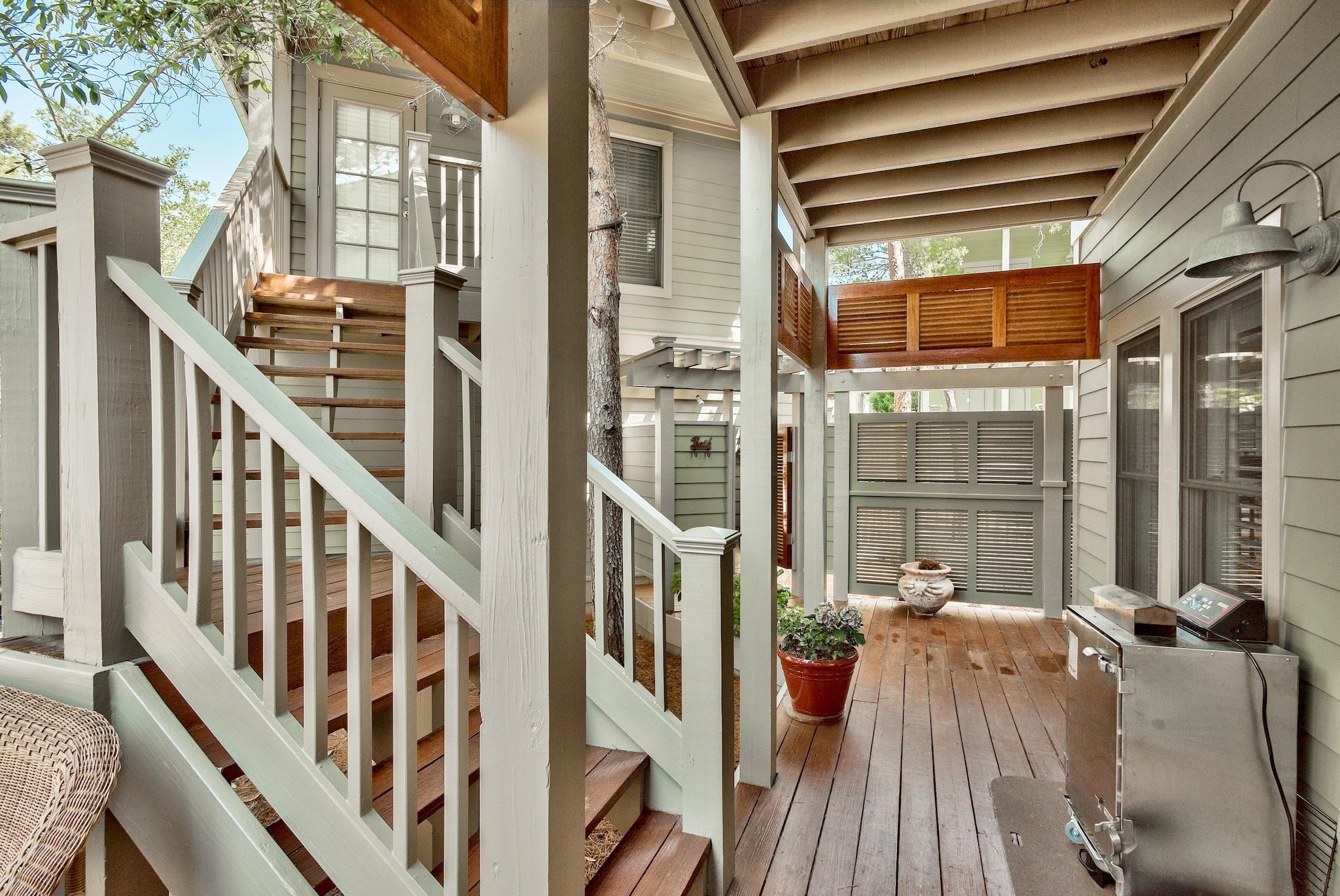 SUMMER RIDGE - Residential