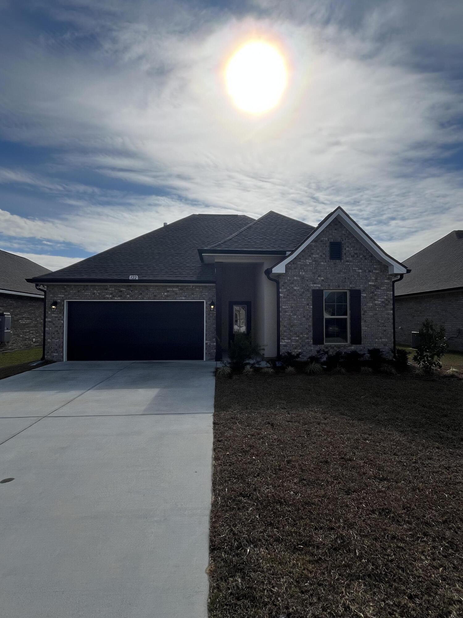 THE BLUFFS AT LAFAYETTE - Residential