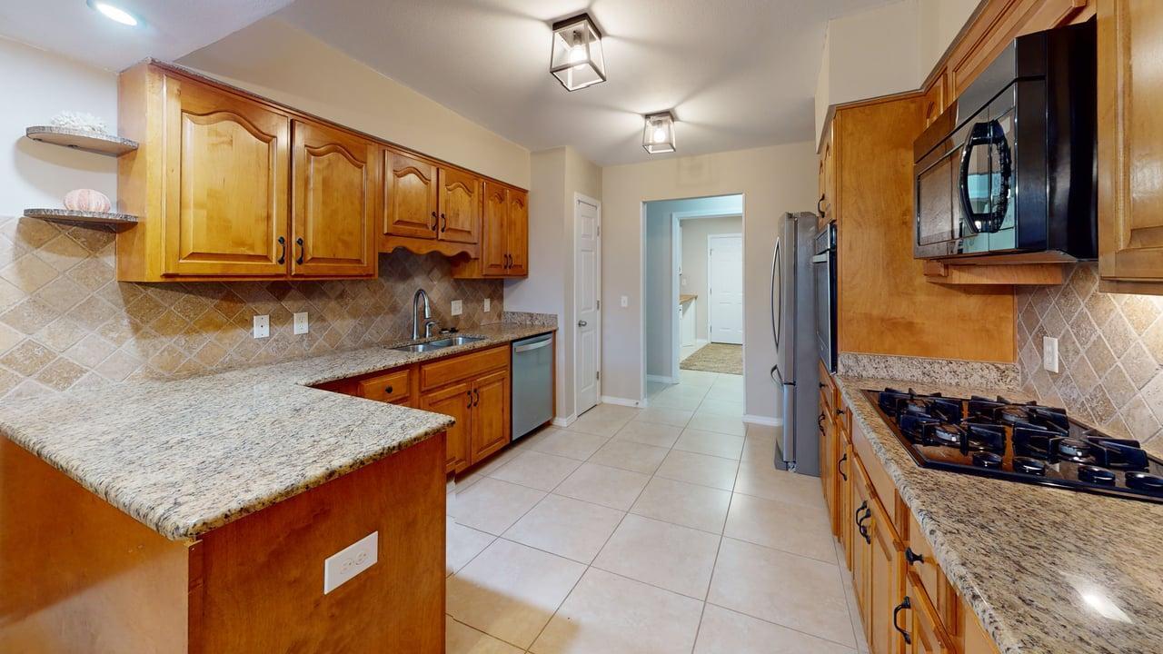 SHALIMAR COMMONS - Residential