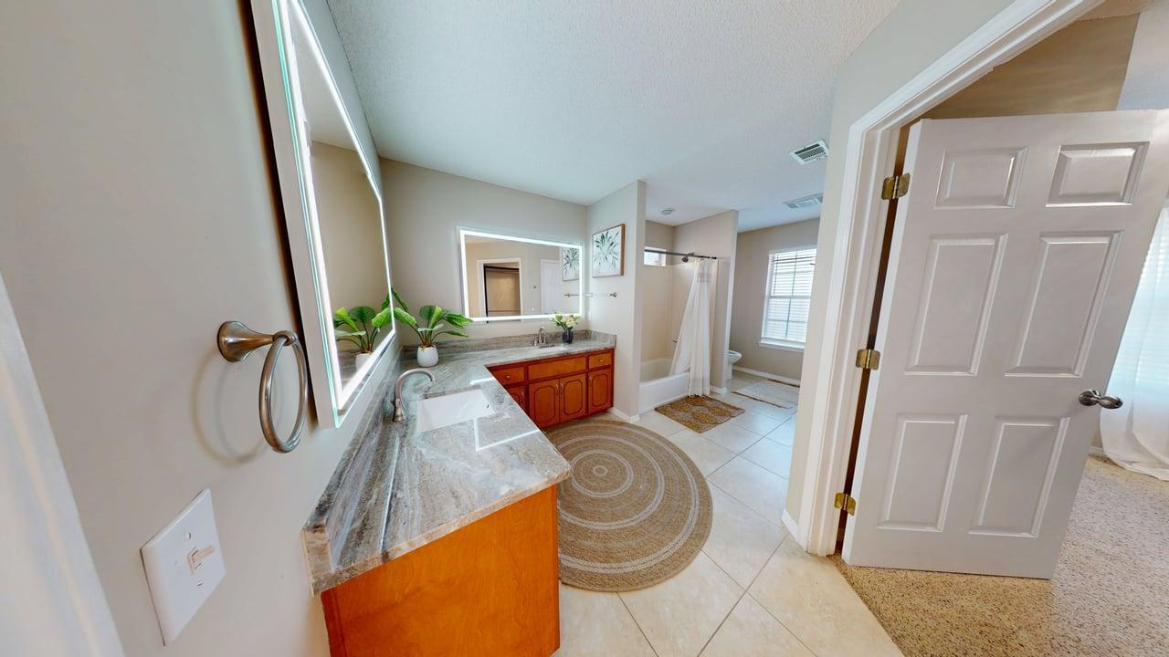 SHALIMAR COMMONS - Residential