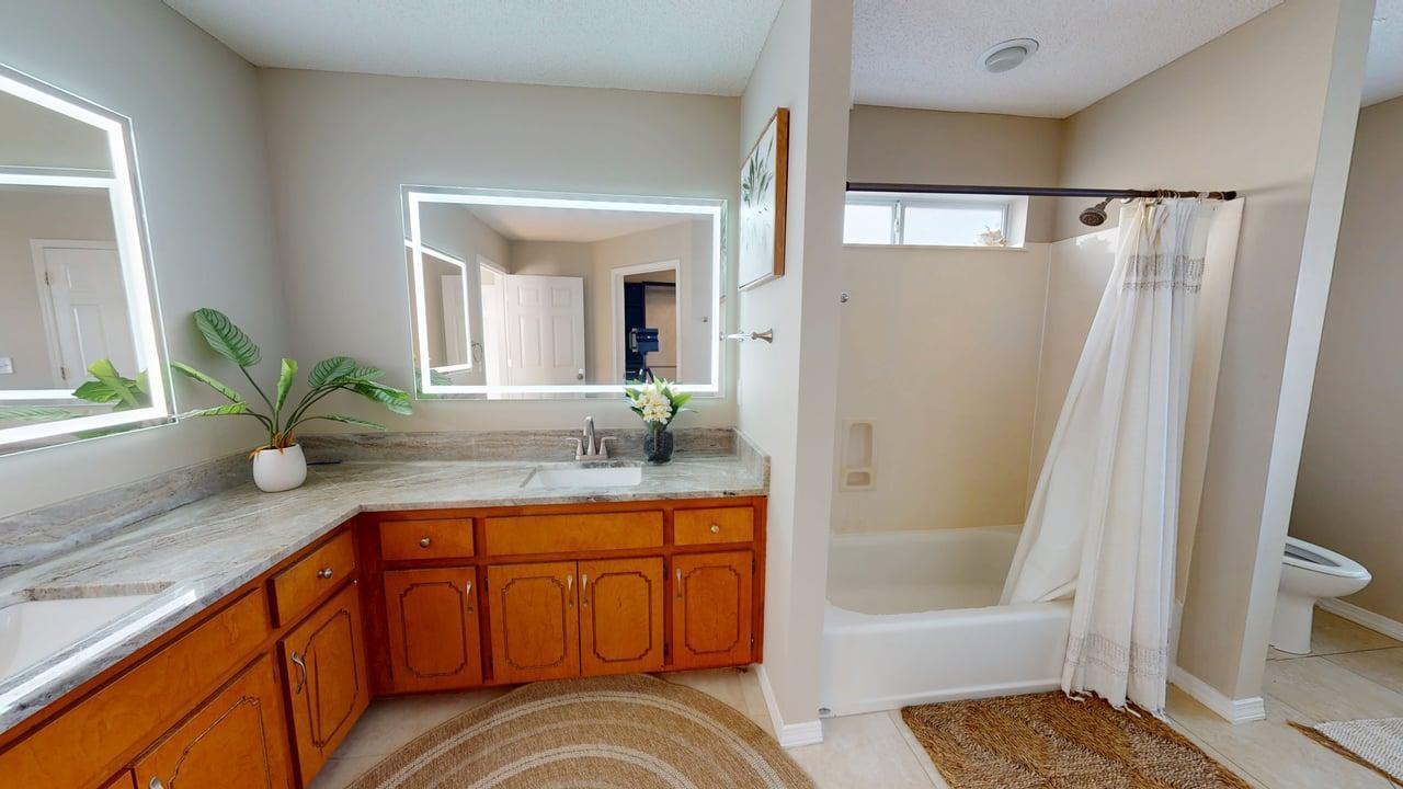 SHALIMAR COMMONS - Residential