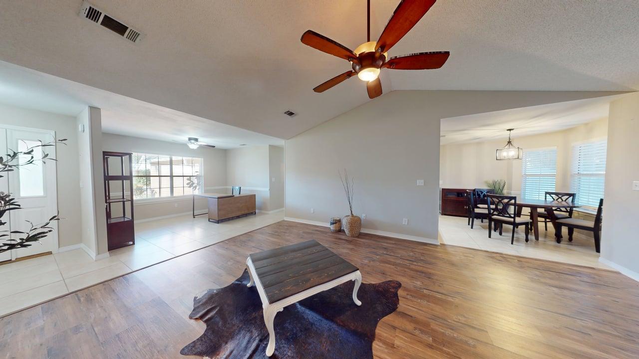 SHALIMAR COMMONS - Residential