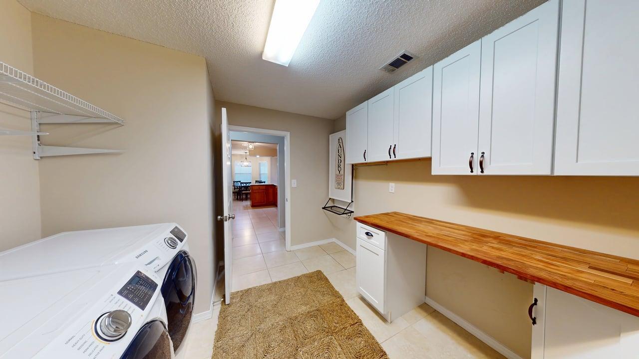 SHALIMAR COMMONS - Residential