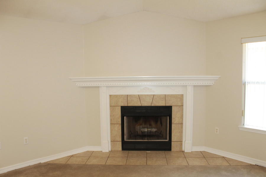 EMERALD VILLAGE S/D - Residential Lease