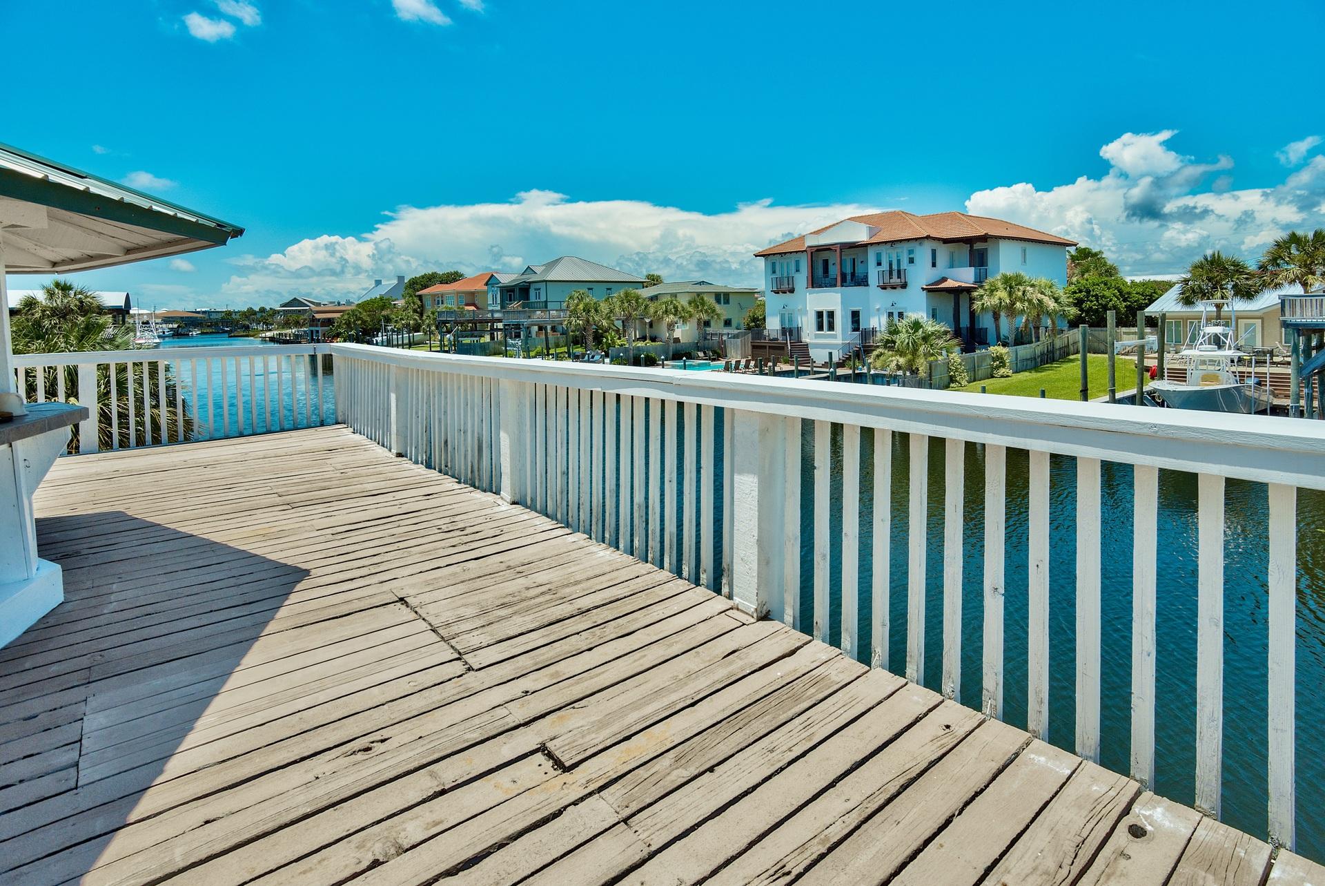 HOLIDAY ISLE LOT 97 BLK F - Residential