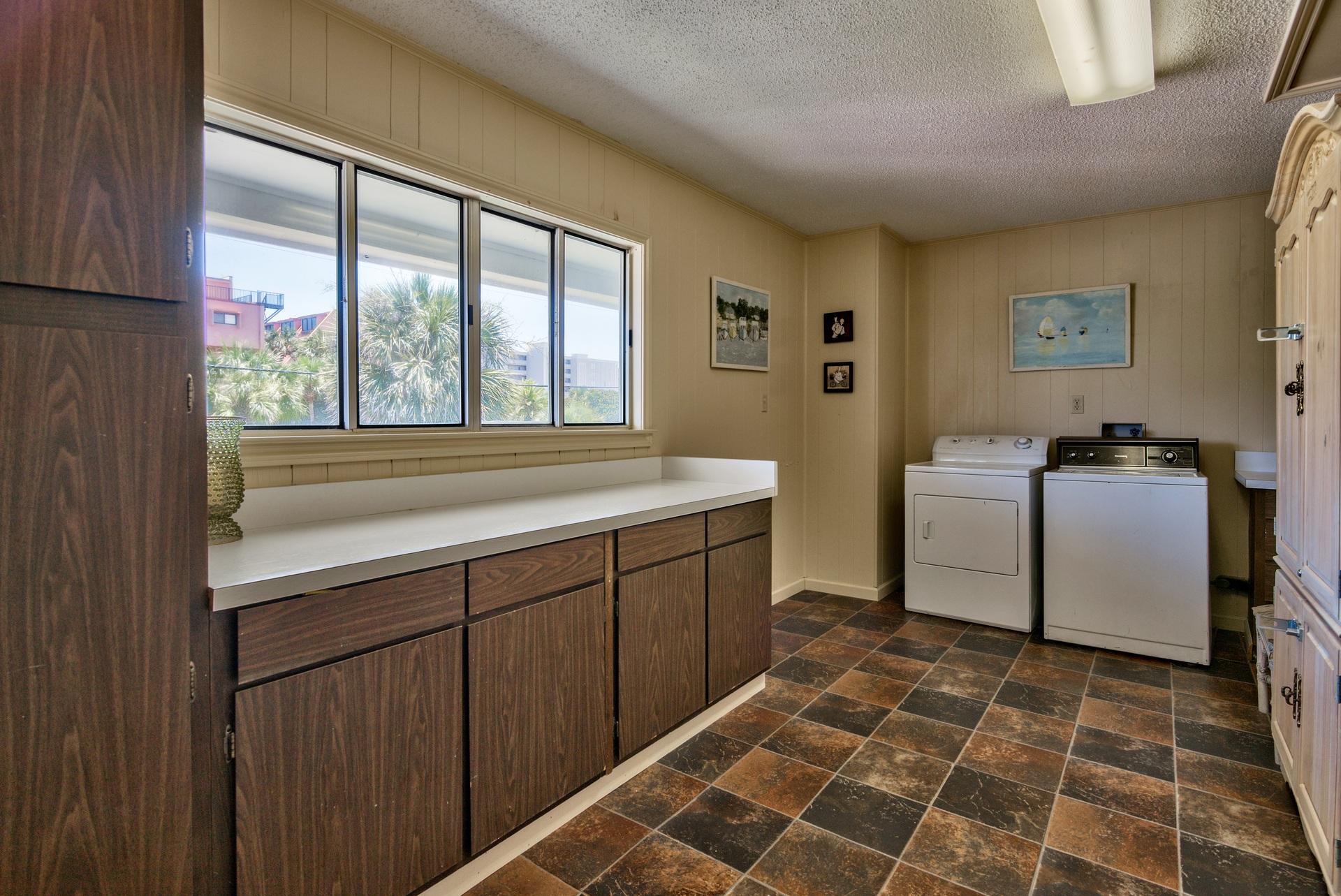 HOLIDAY ISLE LOT 97 BLK F - Residential