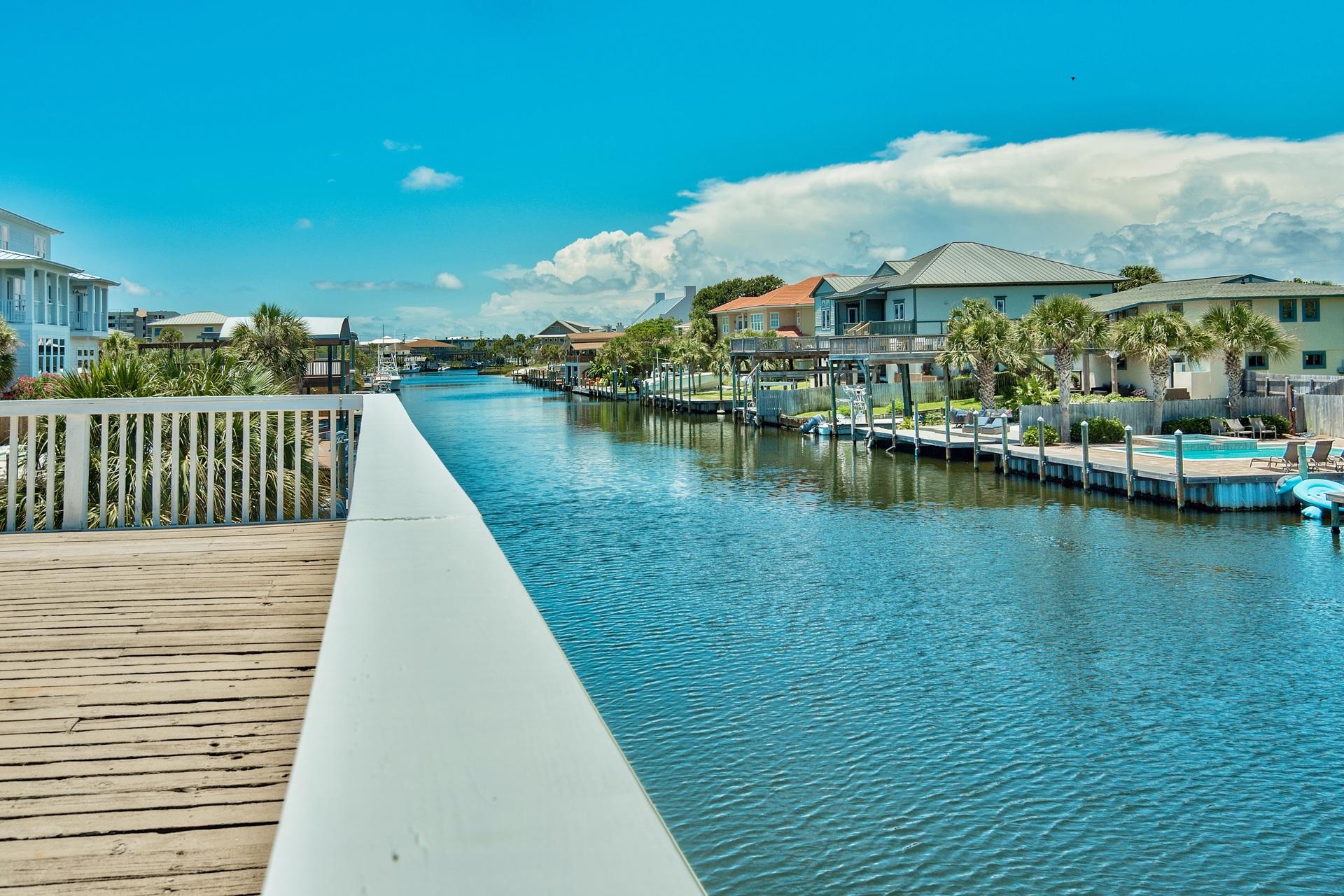 HOLIDAY ISLE LOT 97 BLK F - Residential