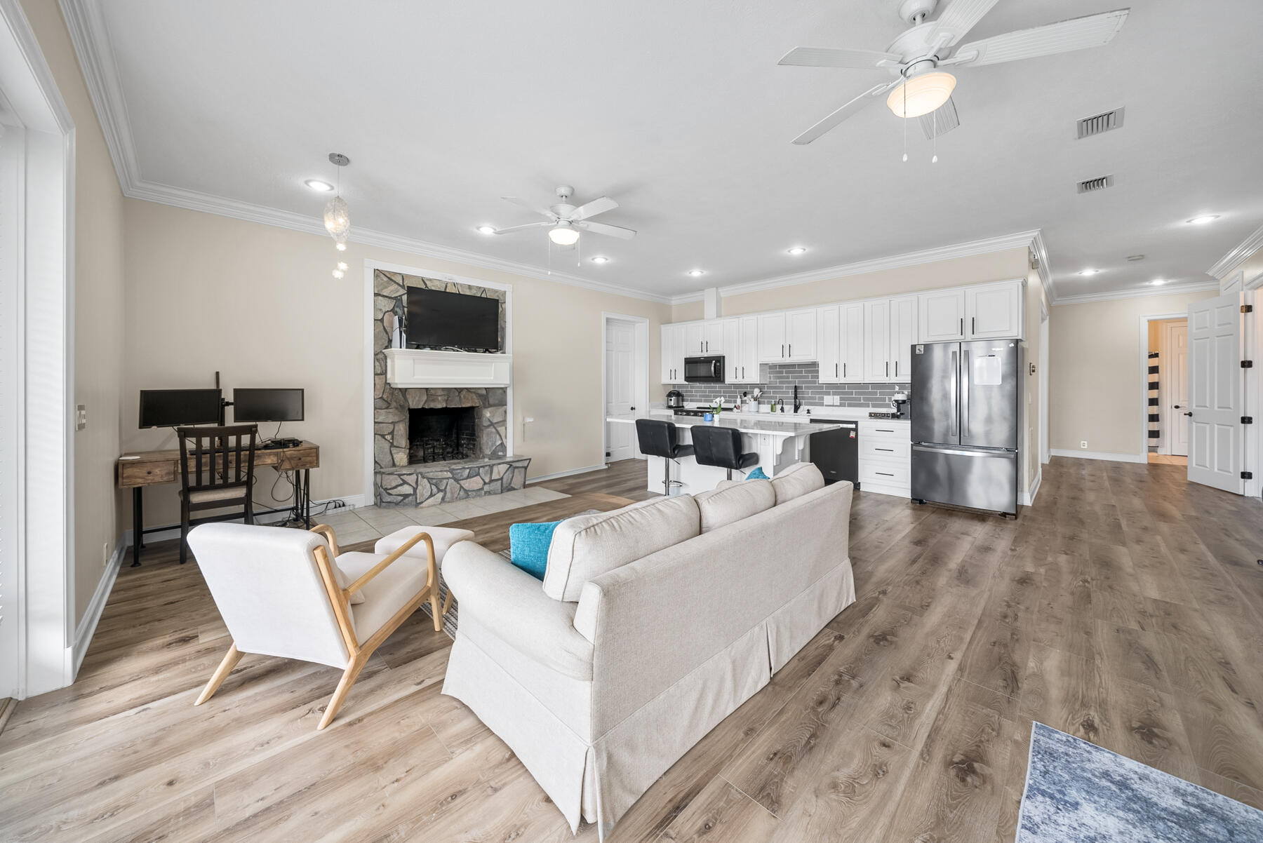 NO RECORDED SUBDIVISION - Residential